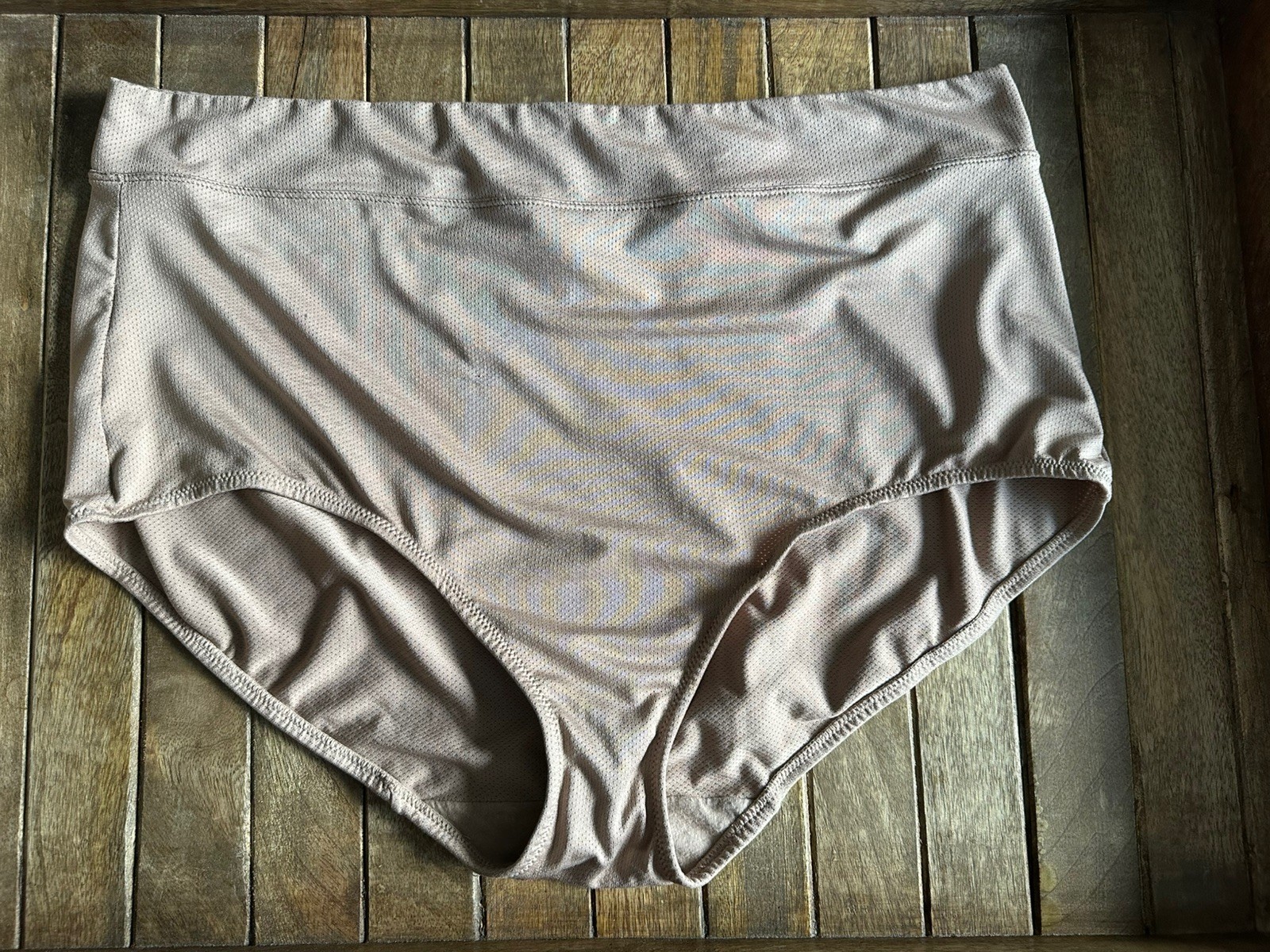 Vtg Warners 9 2XL Nude Beige Silky Brief Panties Panty