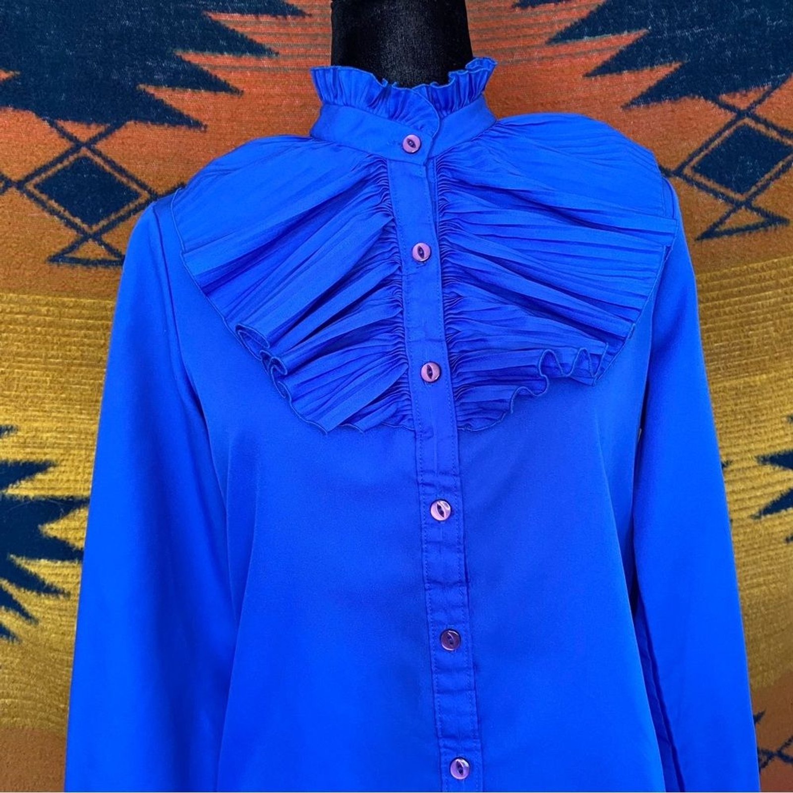 Vintage Shirley of Atlanta poly Royal Blue Ruffled button up blouse. USA. Med.
