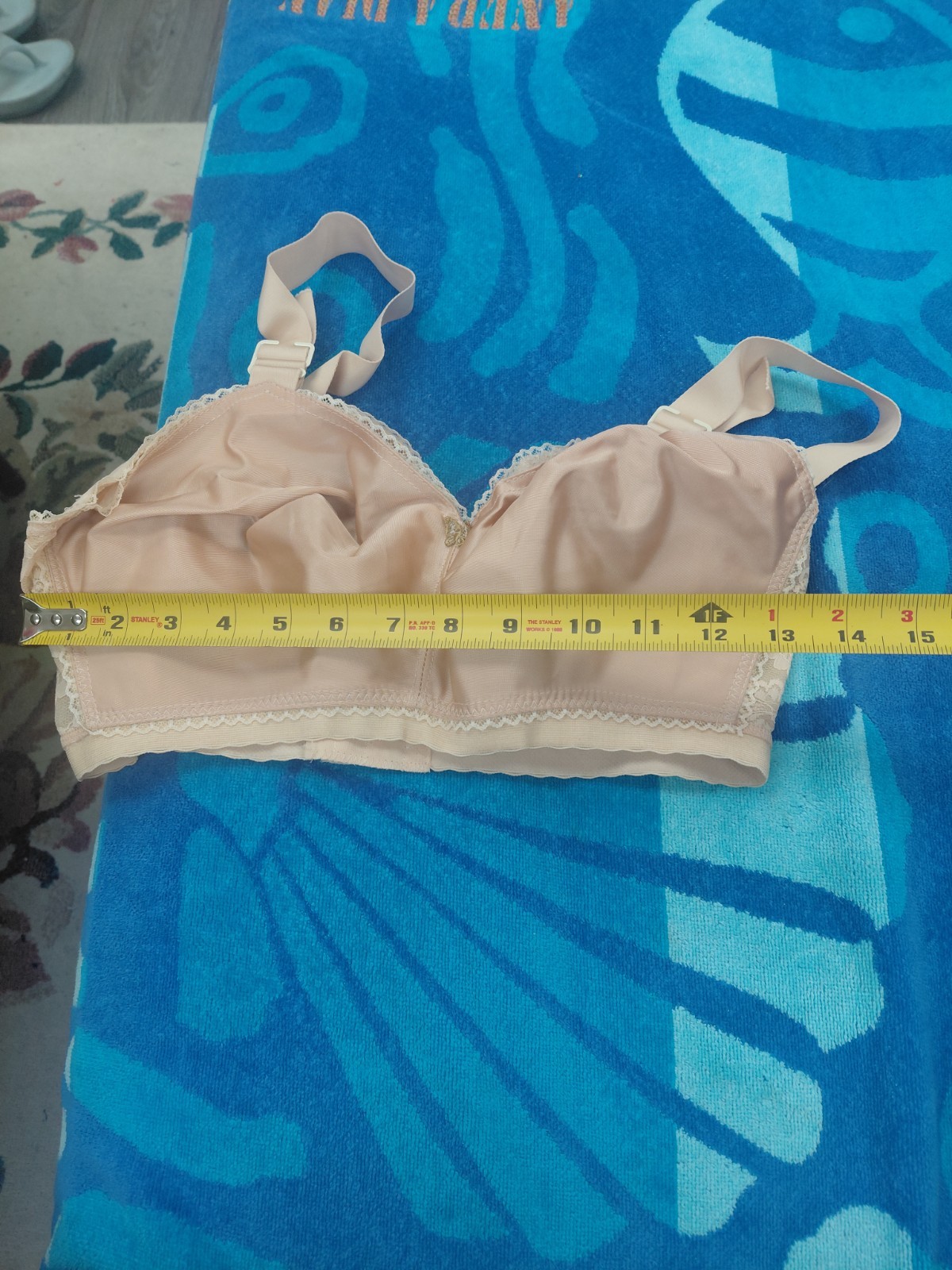Vintage Lady Cameo Lingerie Bra Size 32H