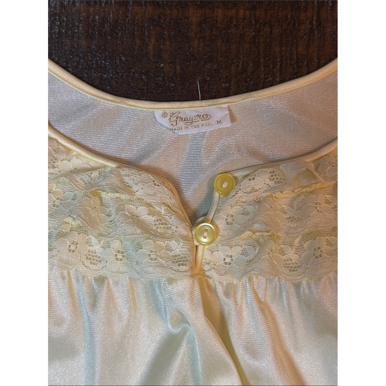 Vintage 80s Gregaro Yellow Nylon Lace Nightgown Cottagecore Grandmacore M