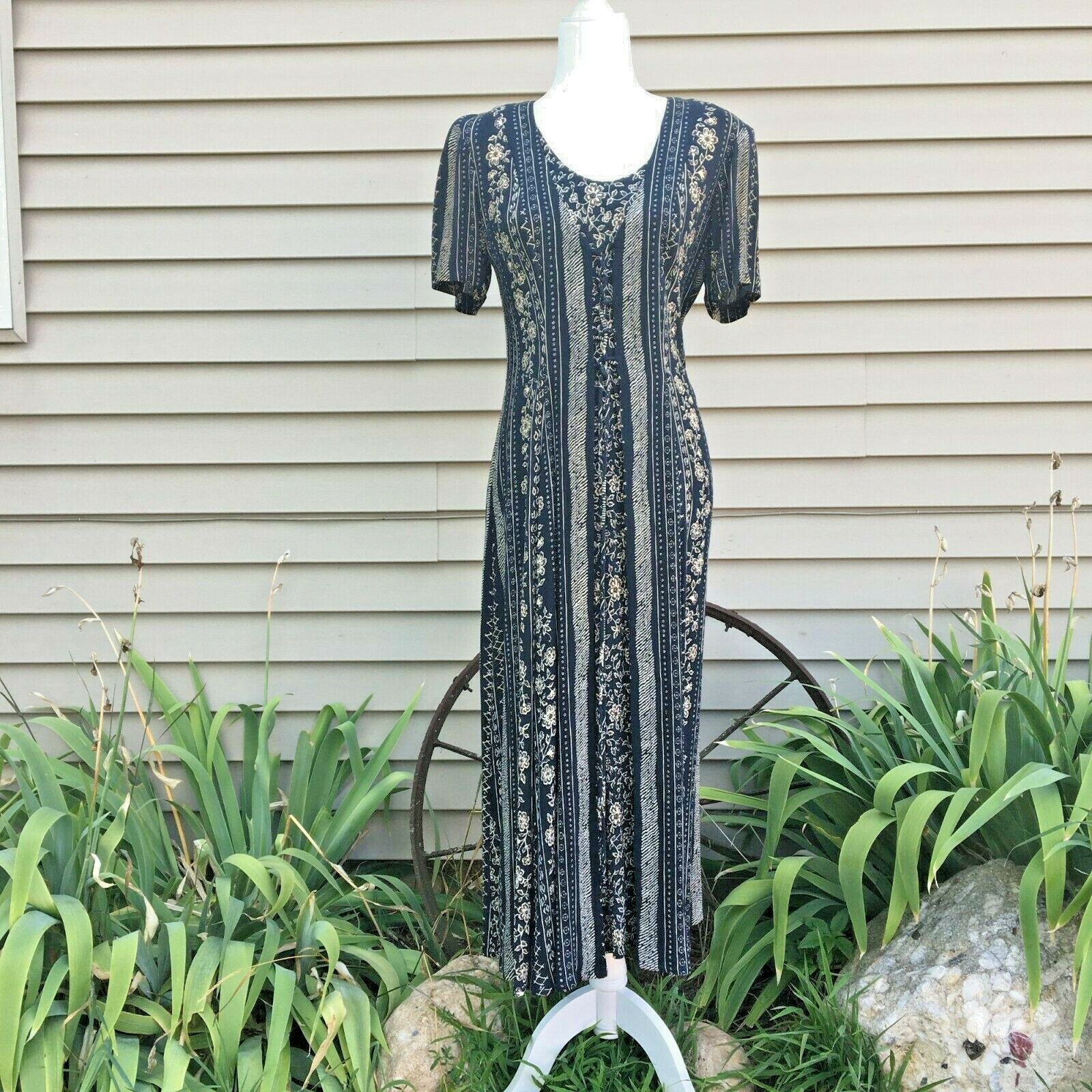 VINTAGE 1980’S DARK FLOWER POWER MAXI LACE UP DRESS