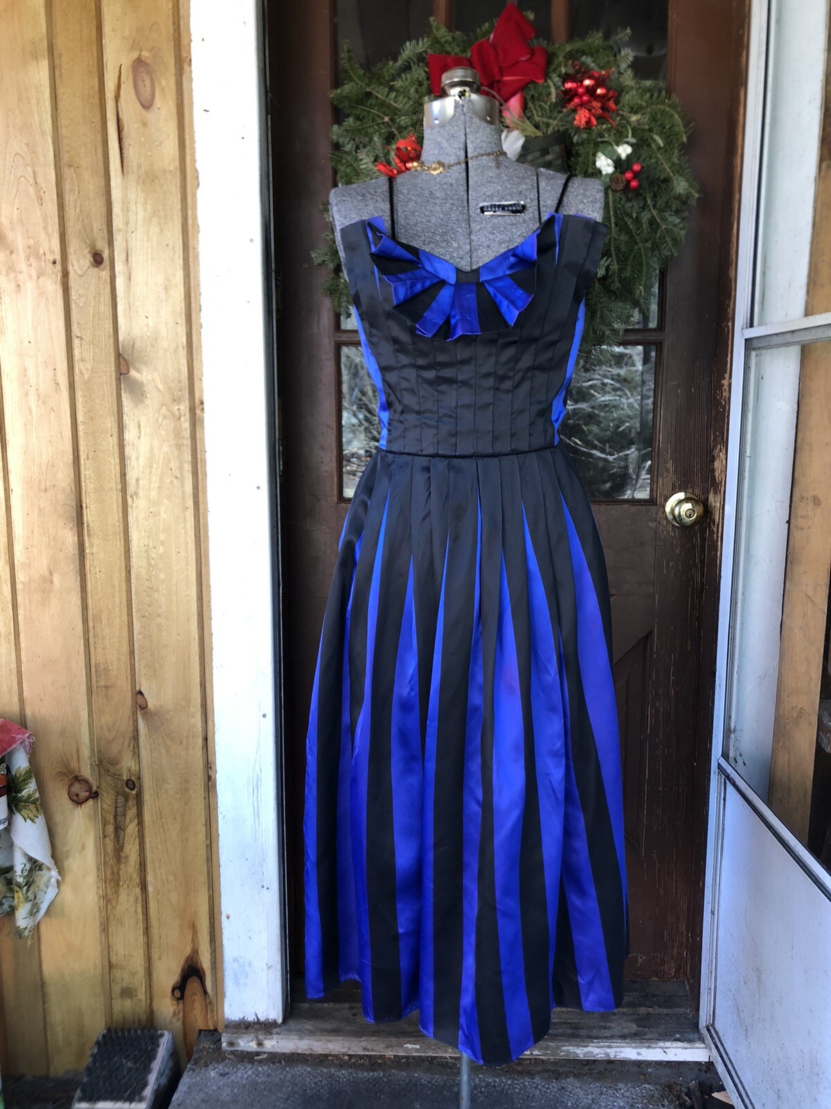 Vintage 1970’s Electric Sapphire Blue & Black Spaghetti Strap DRESS 30-22-52 Wow