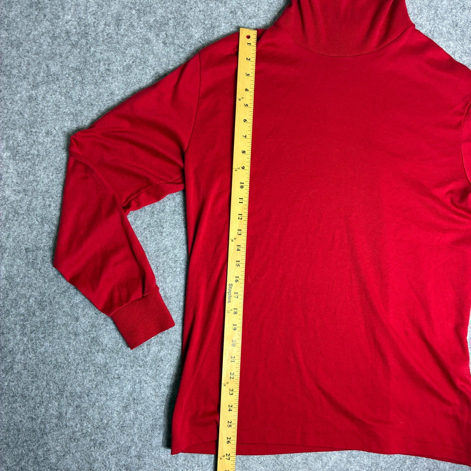 Vintage Munsingwear Red Turtleneck Long Sleeve Women’s XL Made in USA Solid Knit