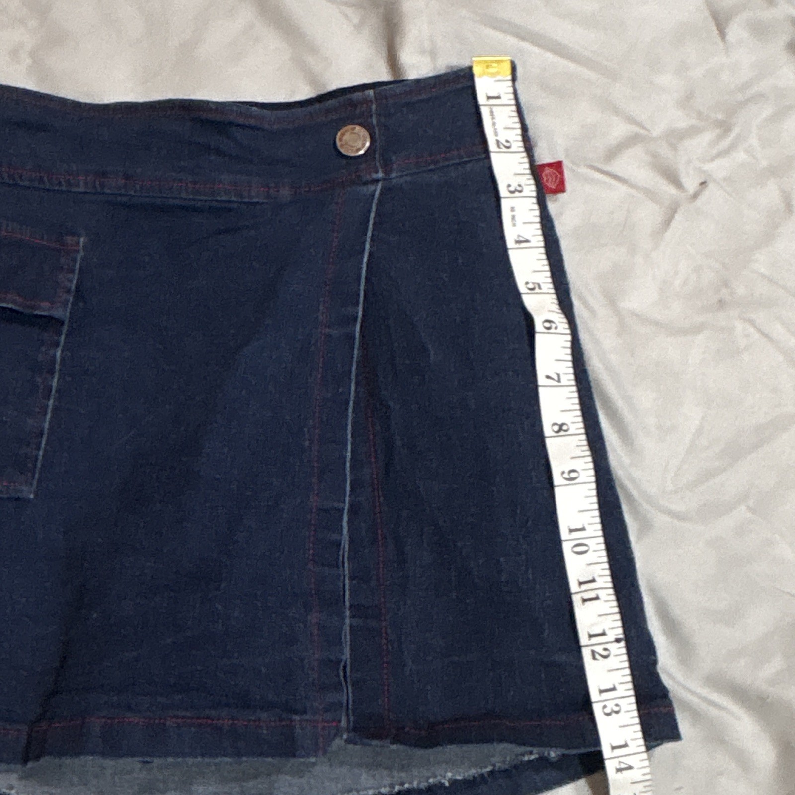 Vintage Y2K Hot Kiss Denim Skort Size 9 Cargo Mini Red Stitch Made USA 2000s 90s