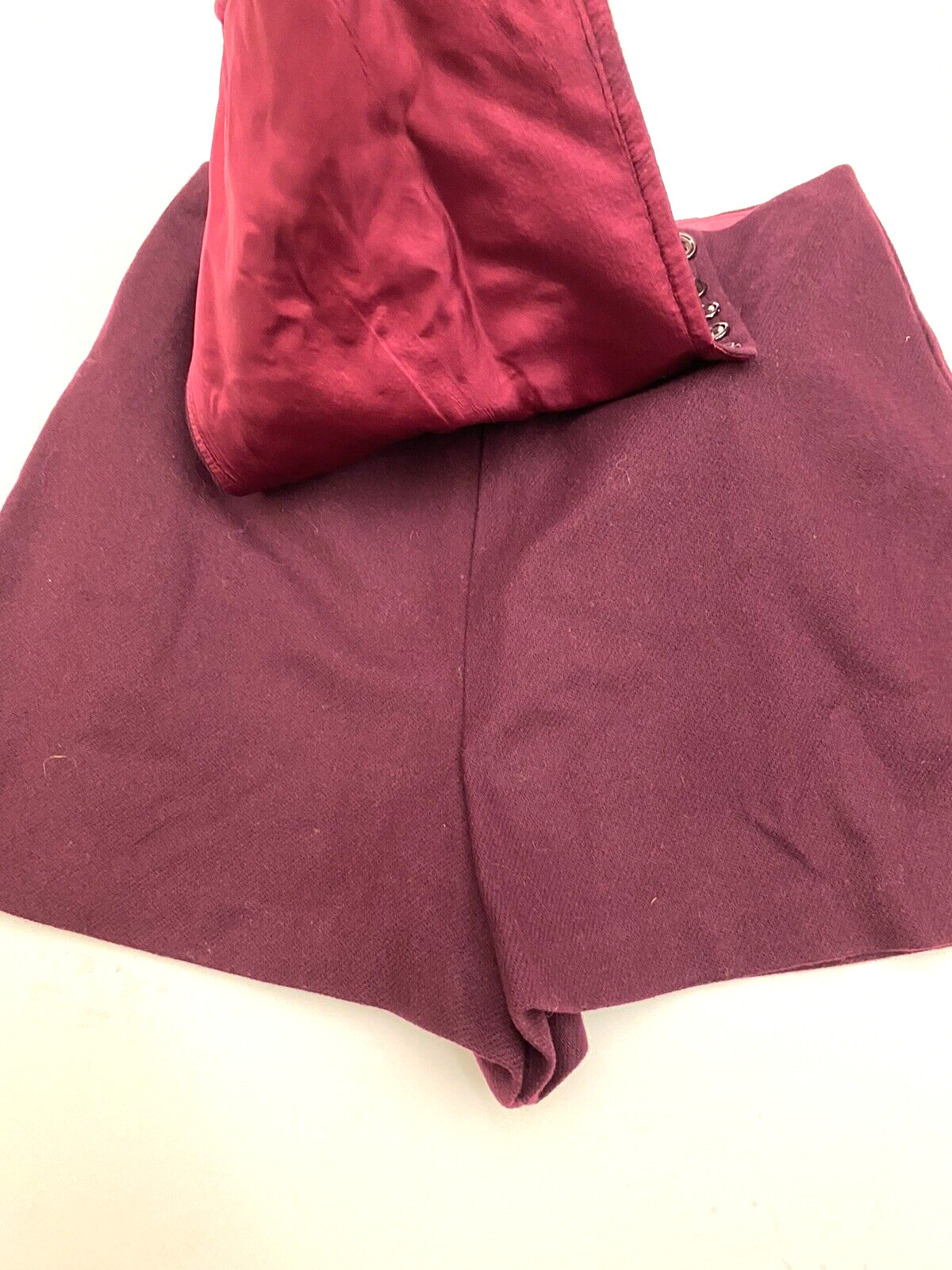 Vintage Bobbie Brooks culottes skirt Burgandy Colored USA made, 26″ size 8