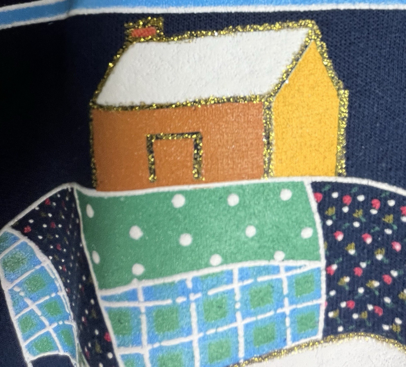 Sweatshirt ACT lll Size Medium Turtleneck Barn Scene On Vinyl Dark Blue