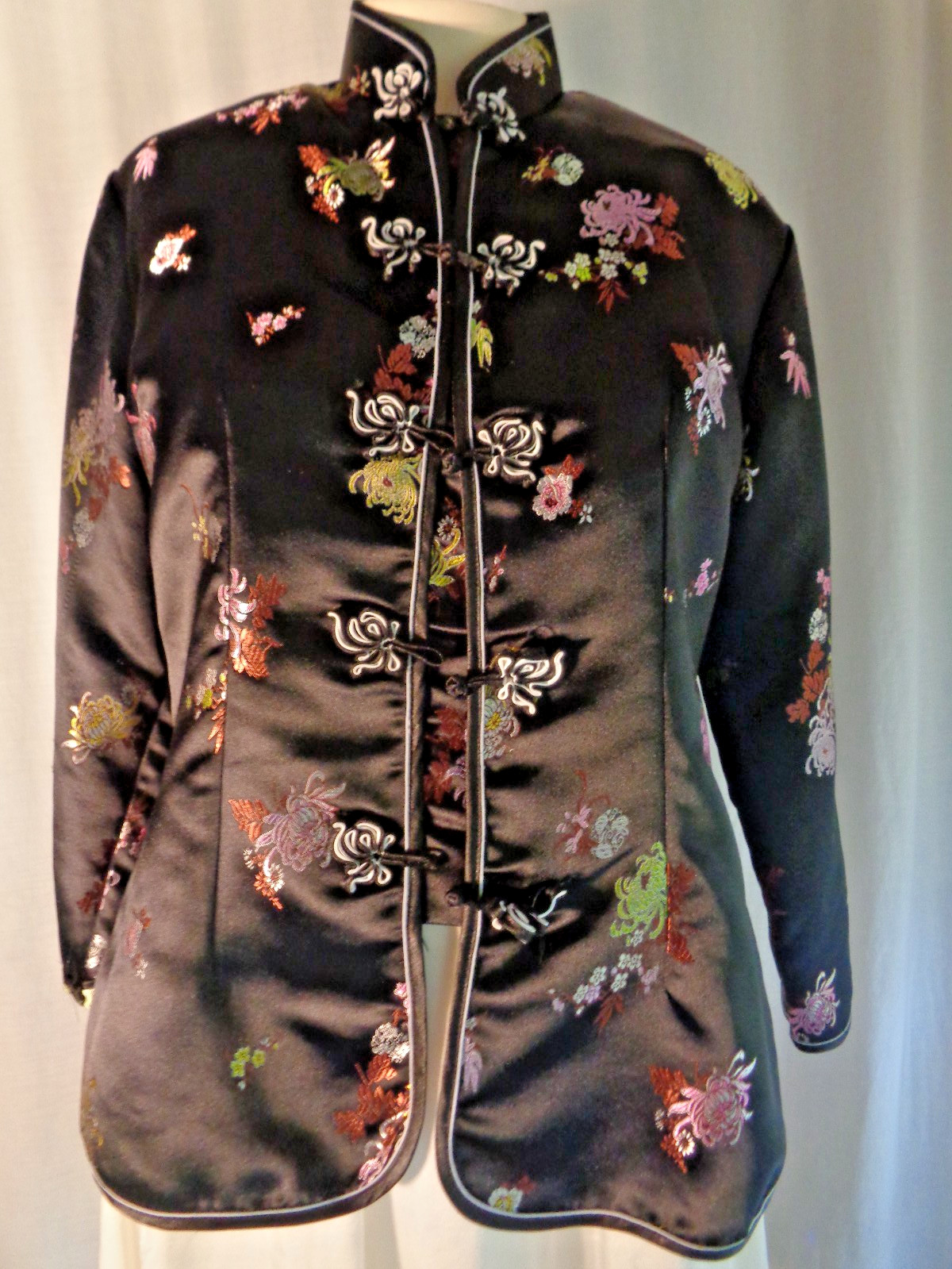 Vintage black Chinese jacket with flowers large