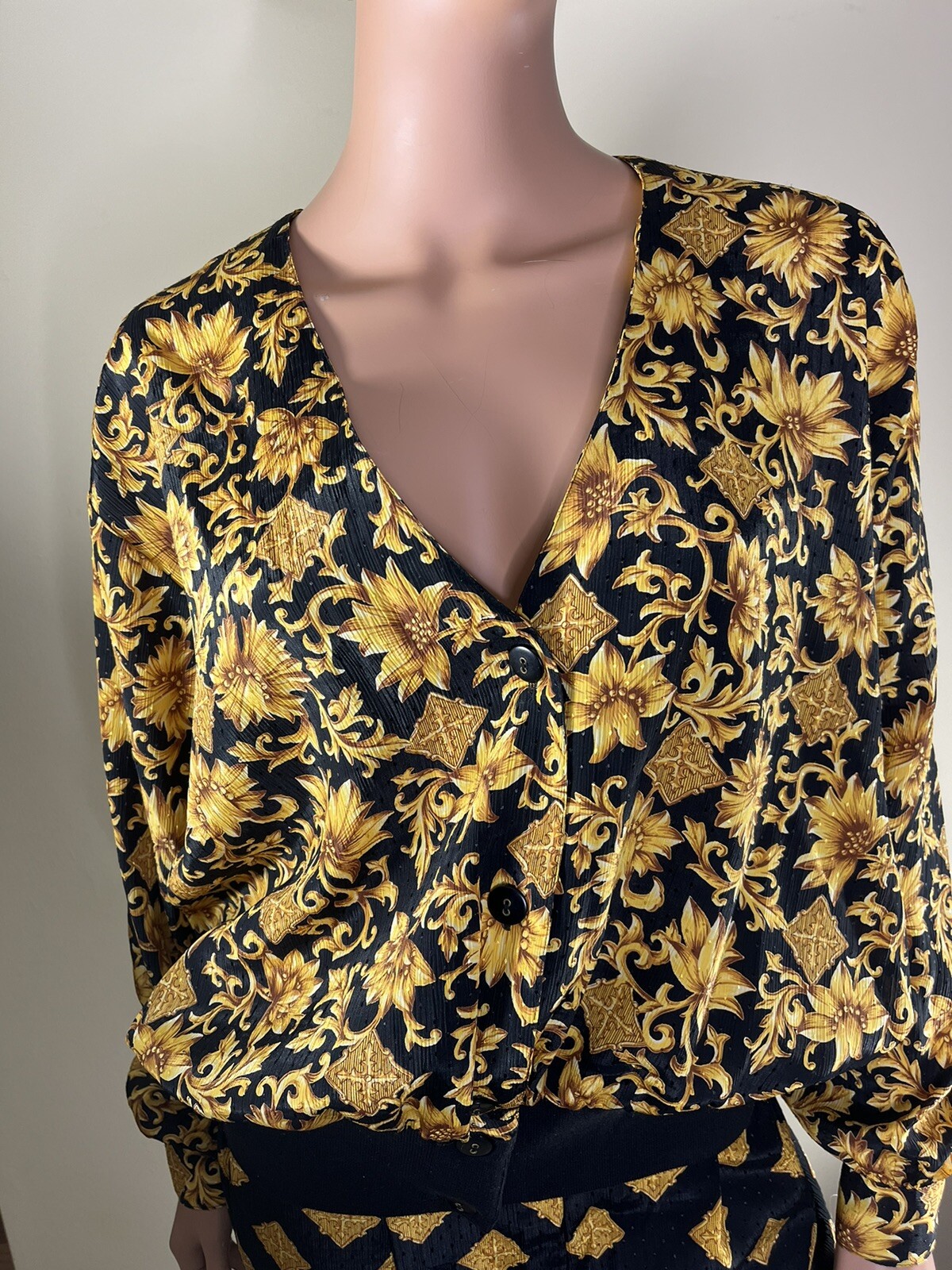 Vintage 1980’s Size 10 Collections by Josephine L/Sleeve Poly Jacket & Pant Set