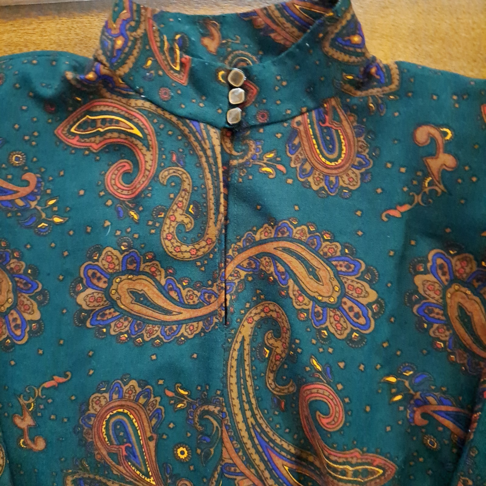 Vintage 1980-90’s Women’s Dress. Unbranded.Dolman Sleeve.Chest-22in.Waist-16in.