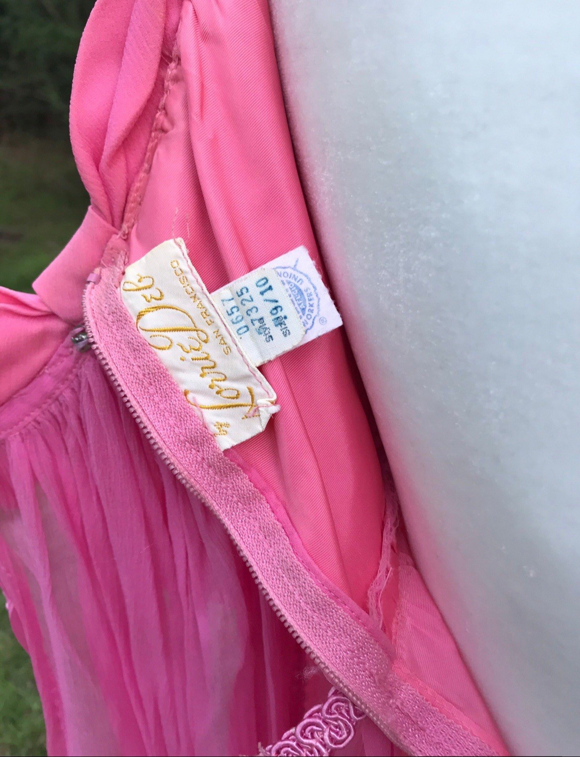 VTG Pink Gown by Lorrie Deb Sheer Sleeves. Empire Waist, Low Back w Bow Train
