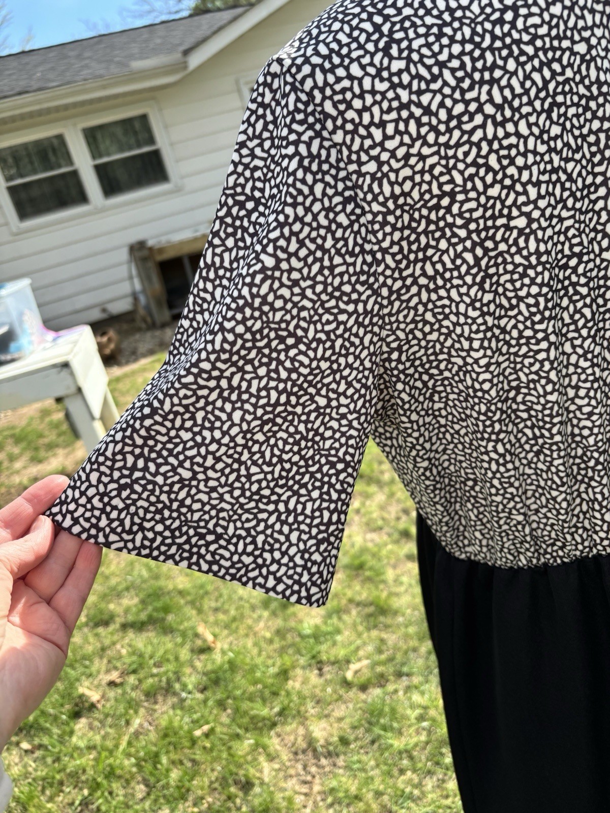 VTG 1980s Secretary Dress Pussy Bow Midi Pencil Sz L B40 Black White Stretchy