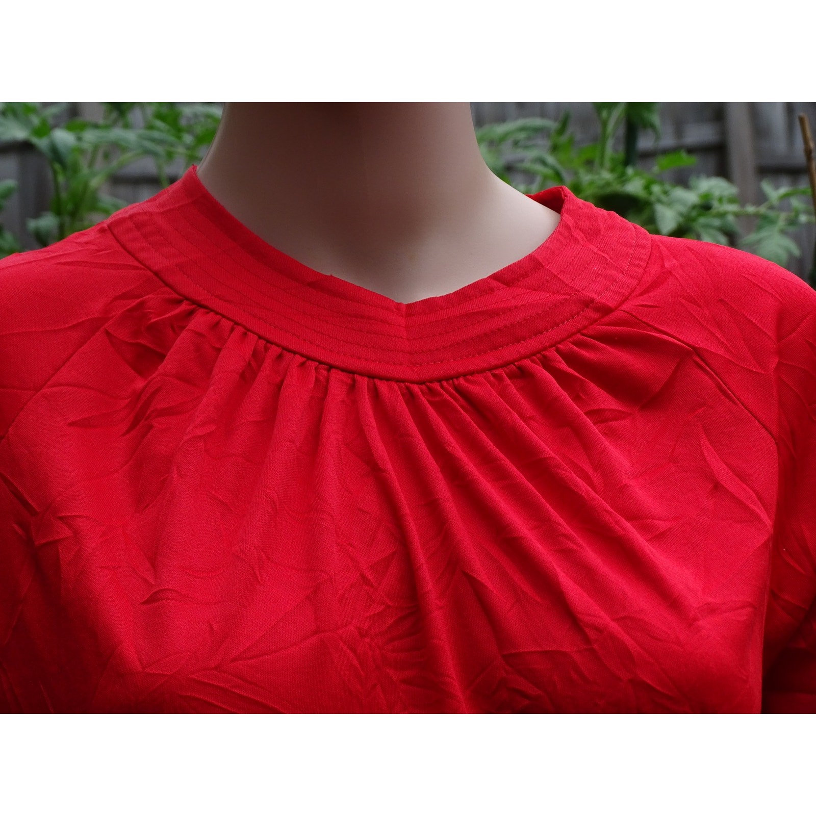 Vintage 1970s Red Blouse Womens Medium Large Gathered Pleated Retro Zipper Back