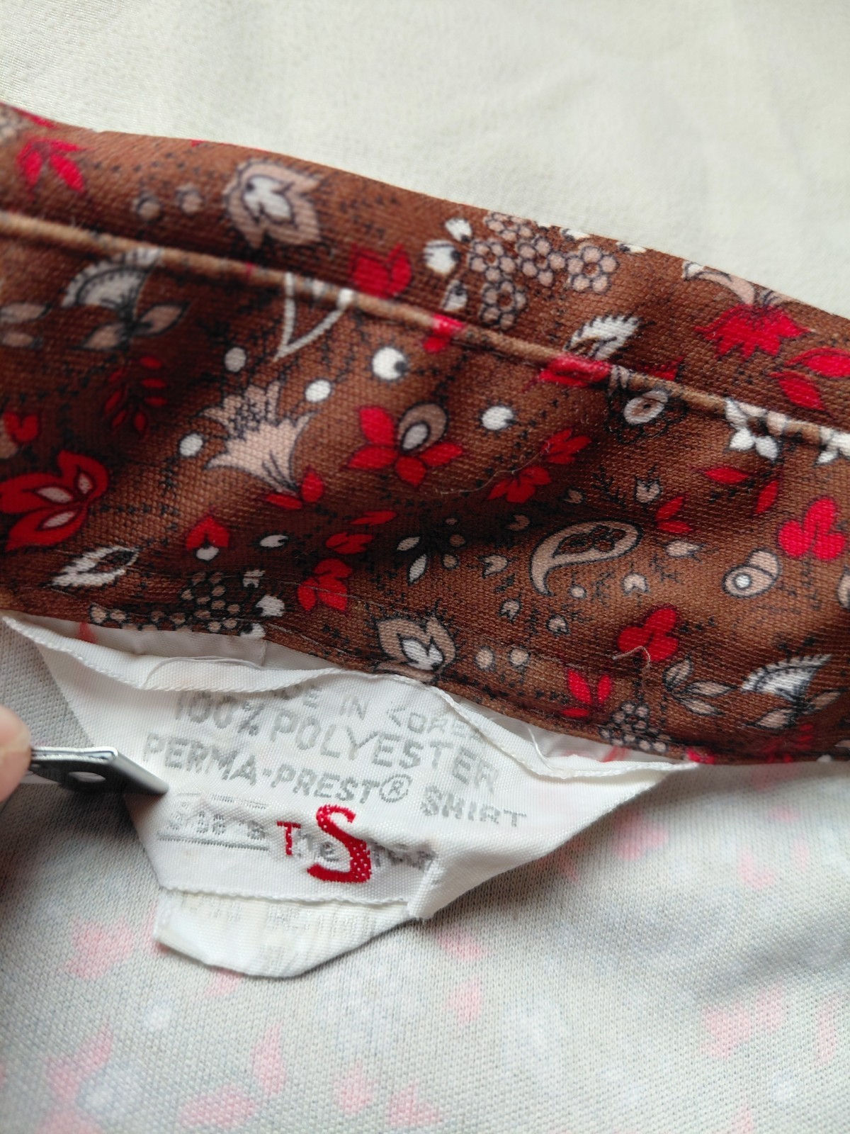 Vintage 1970s Sears The Shirt Paisley Blouse Brown Red Dagger Collar Western XL