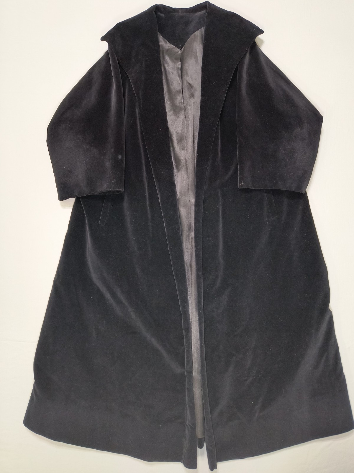 VTG 50s Original Candi Wrap Long Maxi Coat Union Made Black Velvet Witchy L Vamp