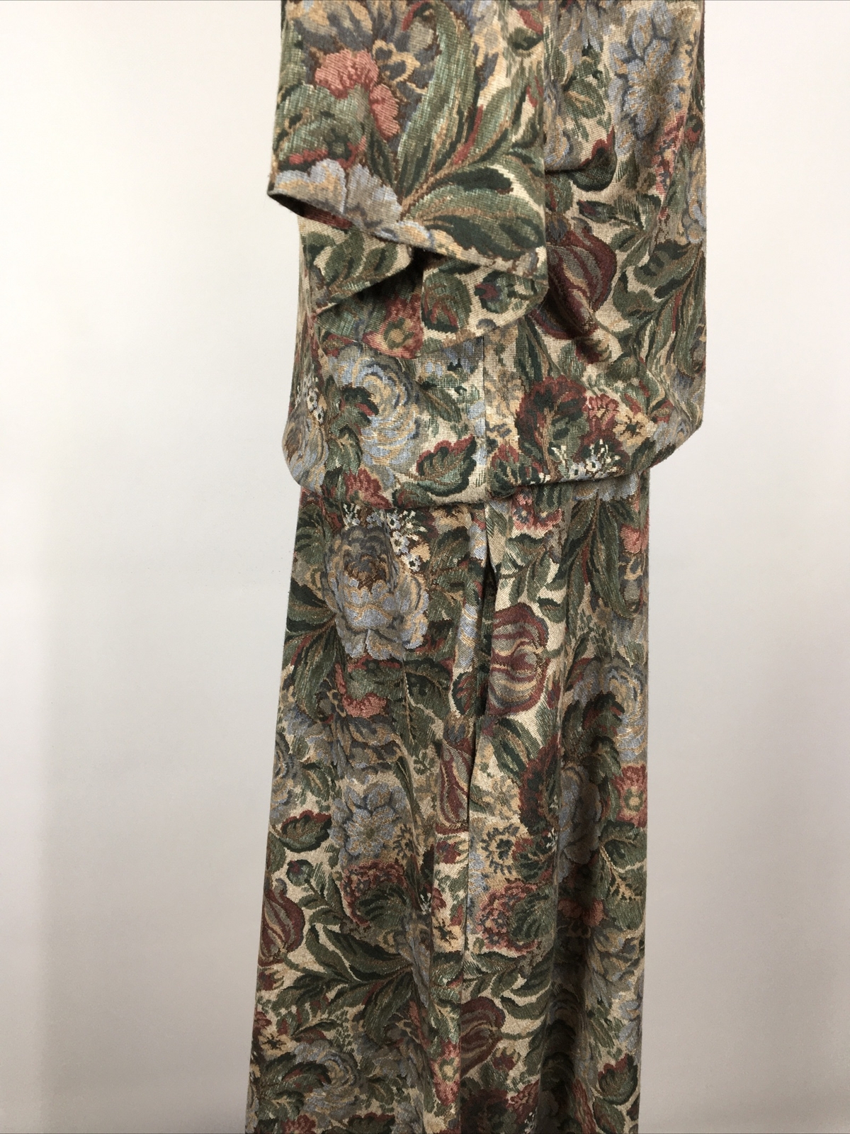 Vintage Gorgeous 80s 1980s FLORAL cottagecore Tapestry dress 14