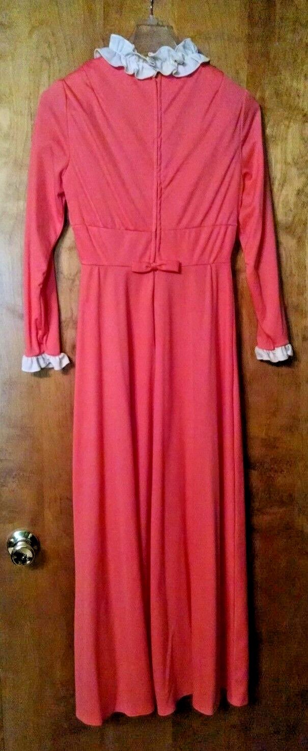 FORMAL DRESS VINTGE 1973 PEACH LORRIE DEB OFF WHITE RUFFLE NECK CUFFS ILGWU BOW.