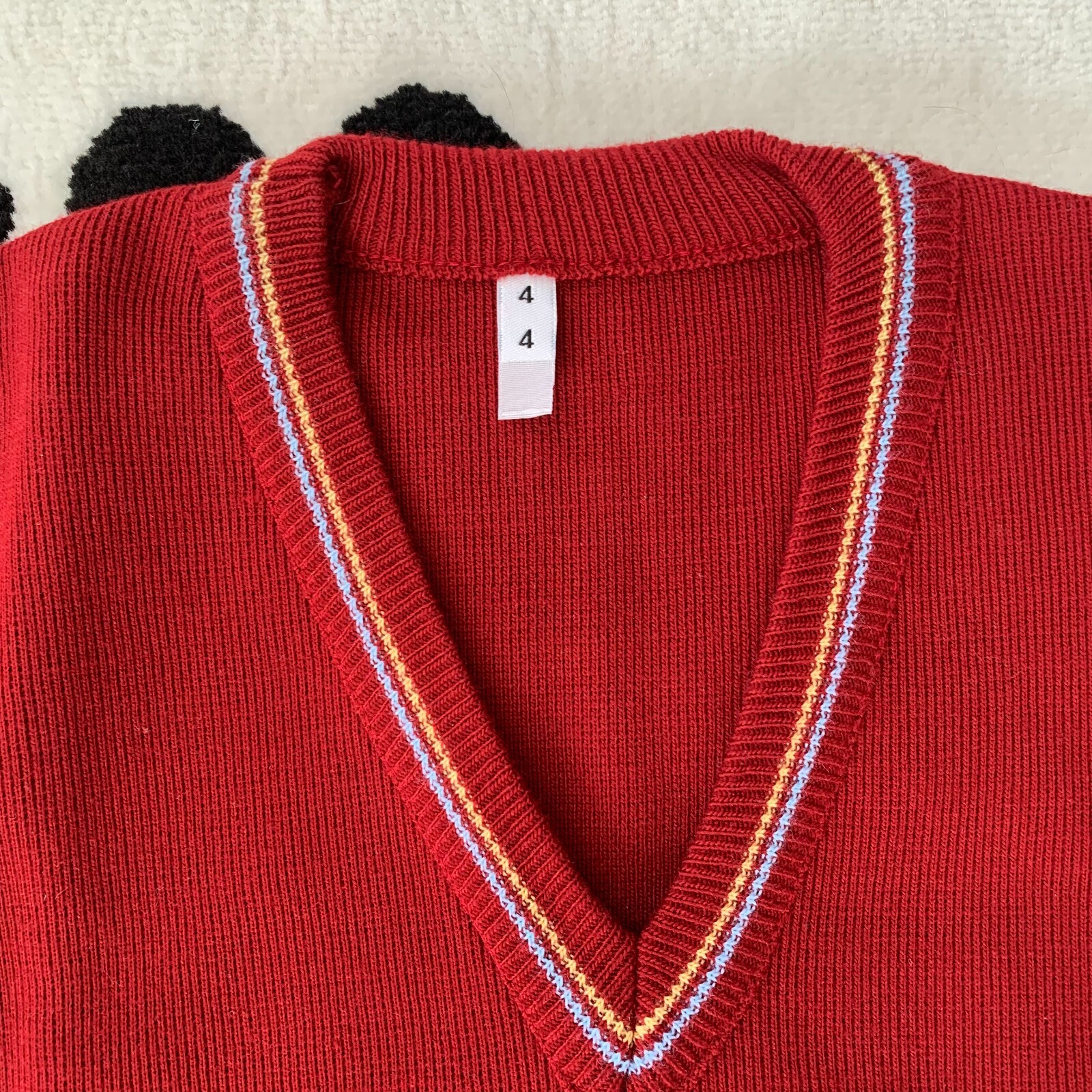 Vintage Sweater Vest Women’s 4 XS Red Knit V-Neck Preppy Academia 60s 70s 90s