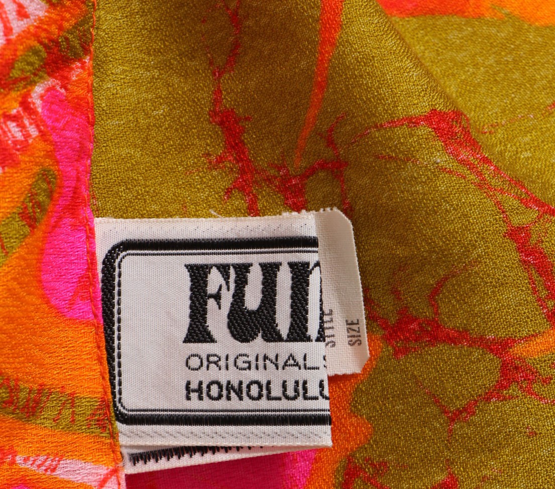 1960’s Fumi’s Hawaiian Dress Hot Pink Floral MOD Honolulu Long maxi vintage