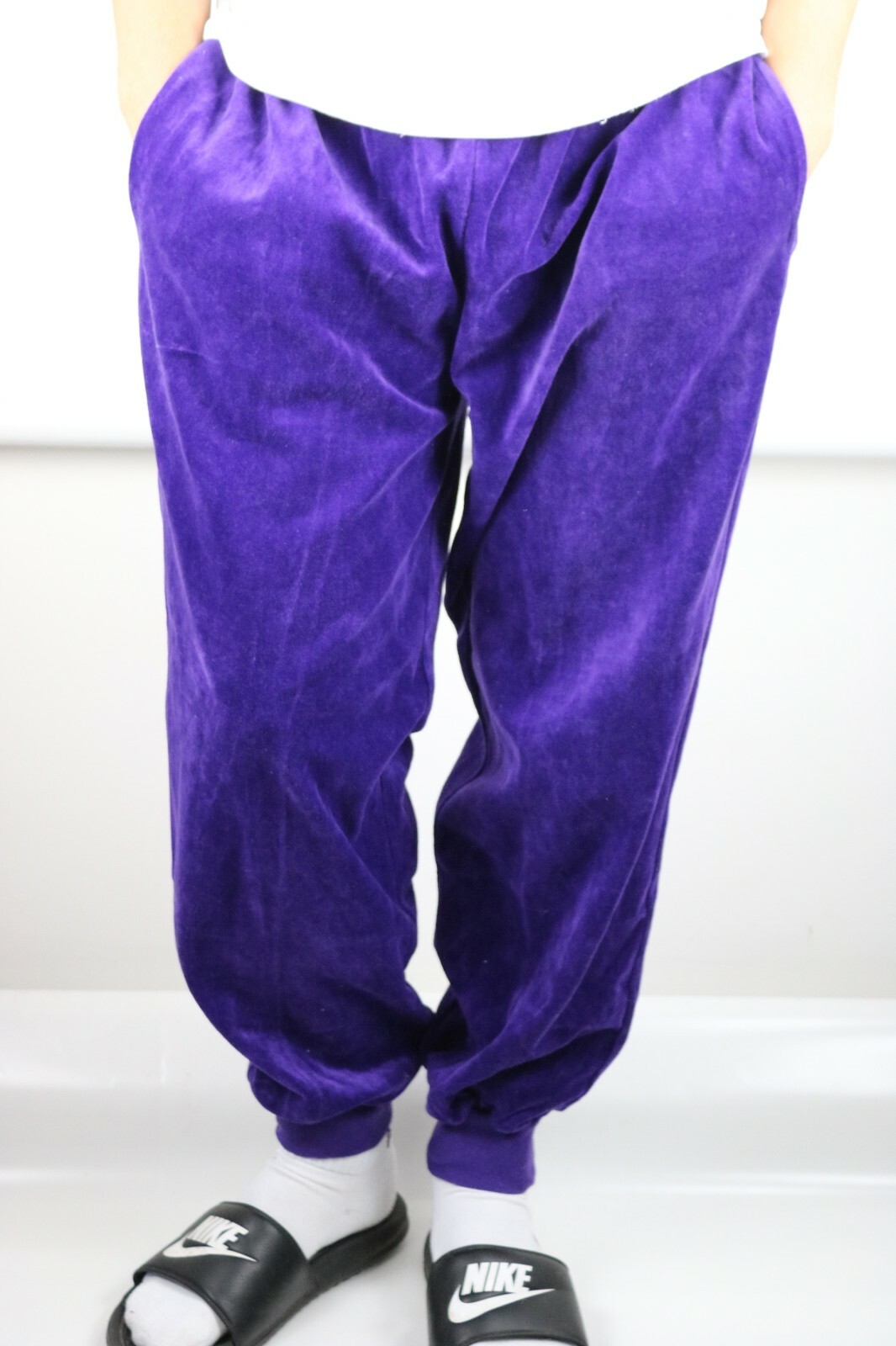 Vintage sweatpants sports pants purple pants size 46/48 LD2