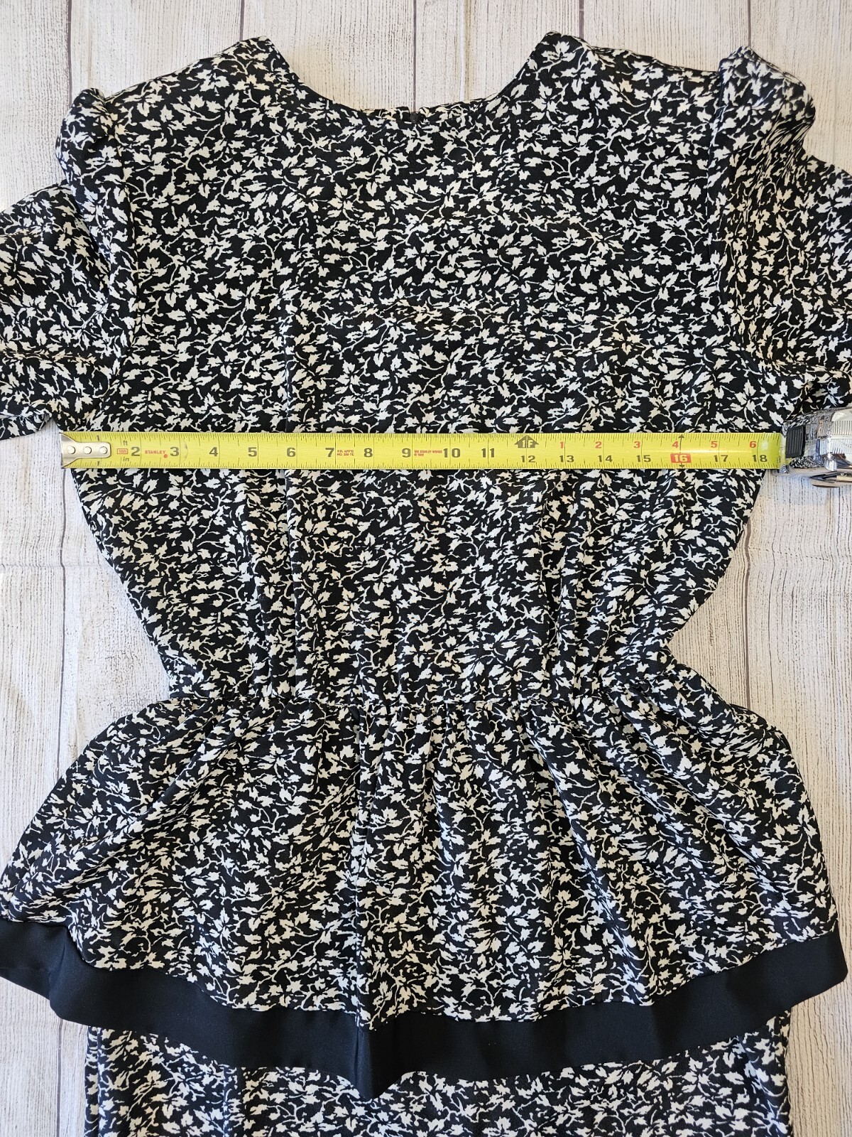 Vintage 80’s In Cinq Women’s Dress •Size 12• Made In USA Black Floral Ruffle