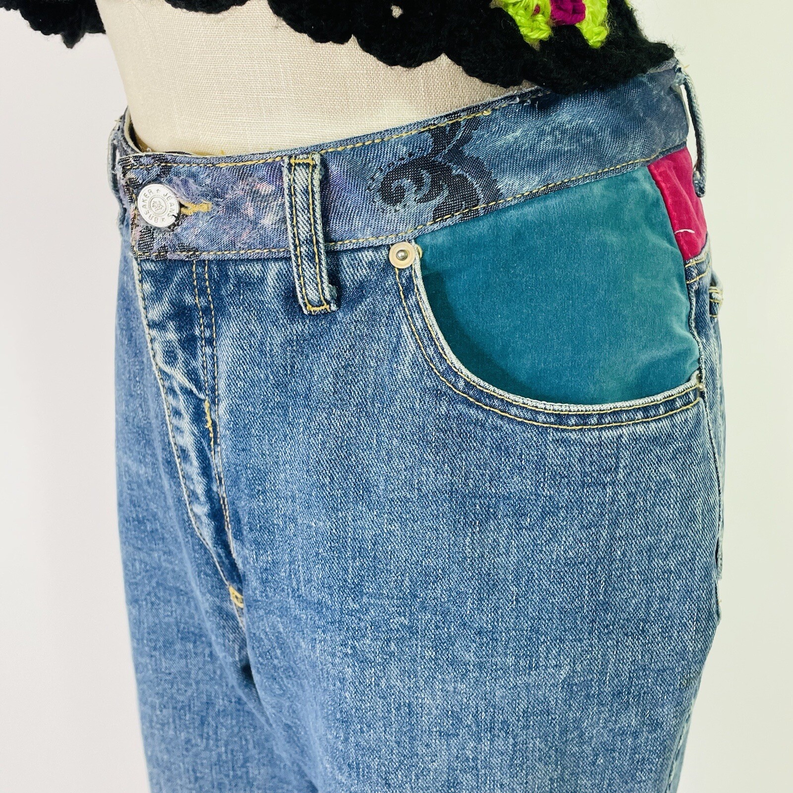 Vintage 90 High Rise Tapered Patch Floral Jeans 28-29 Women’s Breaker USA Made