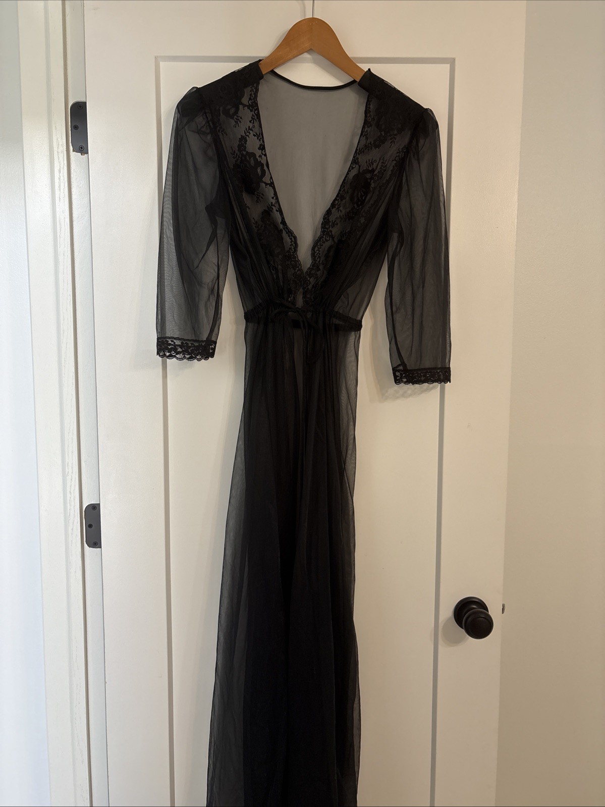 Vintage Pandora Lingerie by Chic Nightgown & Robe Open Tie Front Lace Romantic