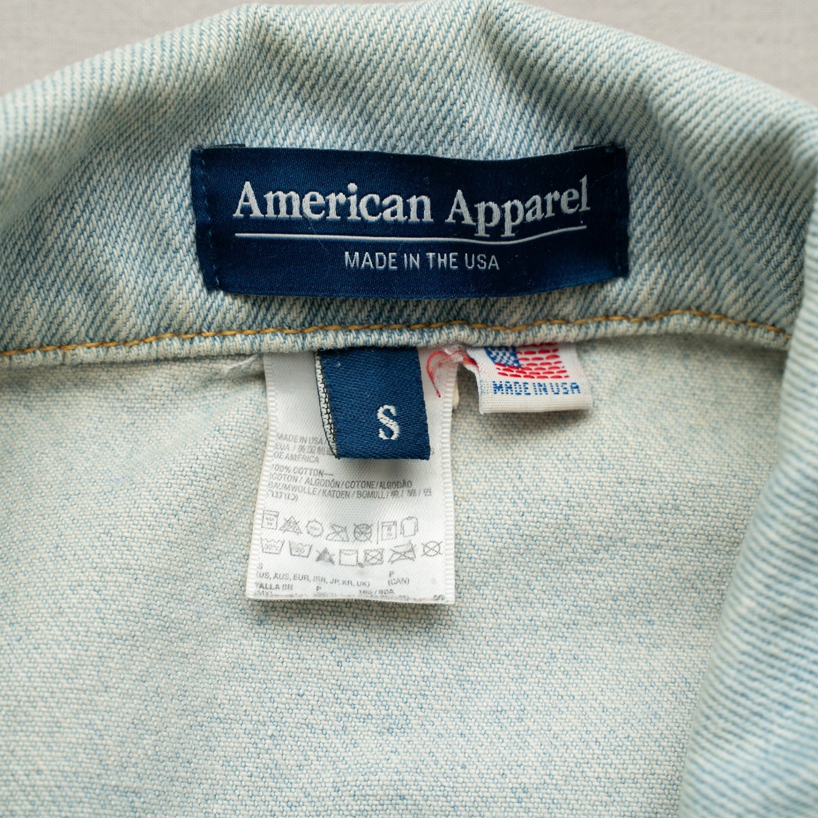 Vintage 90s American Apperel Distressed Lightwash Denim Type 3 Jacket USA Made S