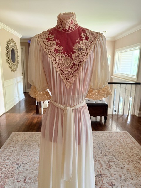 Vtg Victorian Renaissance Ivory Lace Prairie Wedding Dress Boho Sz 8 High Neck