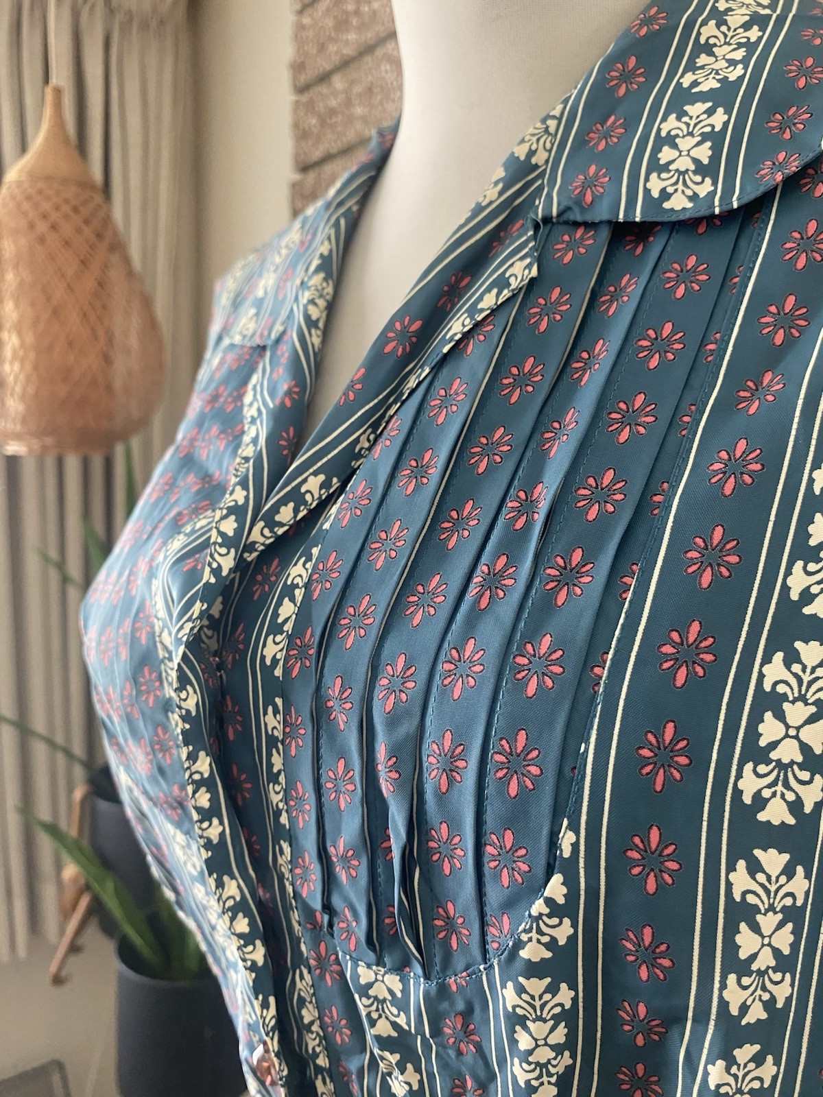 Vintage 1940s 1950s Dress Blue Floral Pleated Modest Caldwell Casuals Large