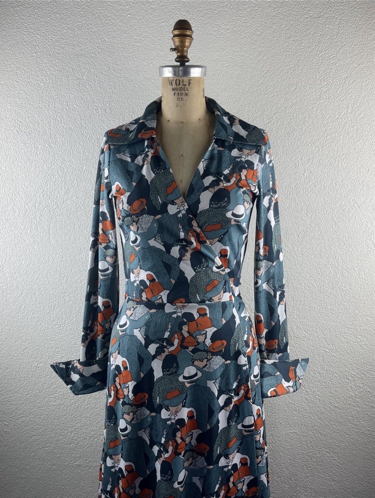 Vintage l 70s M Retro 30s Novelty Pointed Collar French Cuff Surplice Wrap Dress