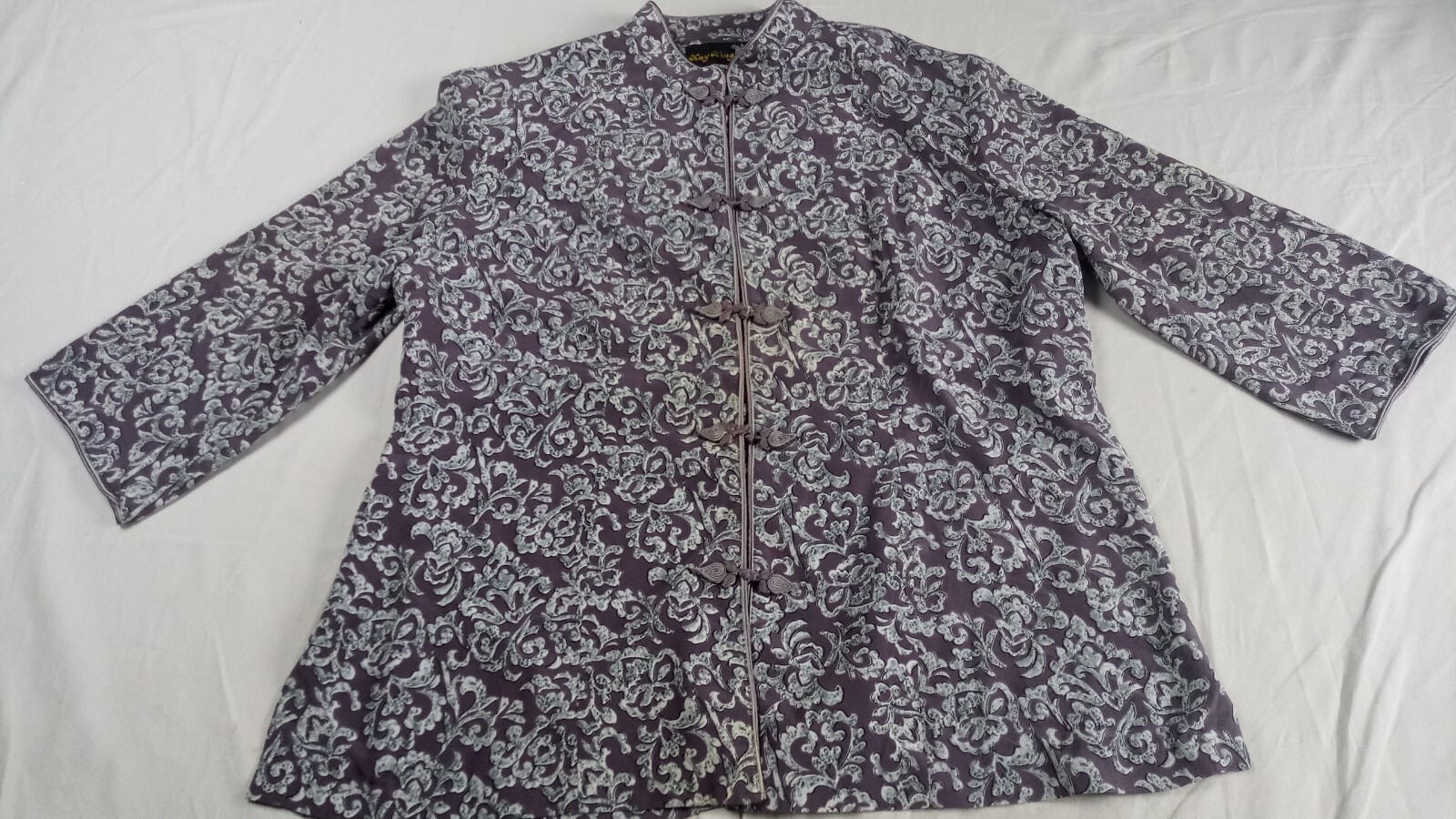 May King High Fashion Jacket Oriental Brocade Satin Gray Frog Buttons Size 13