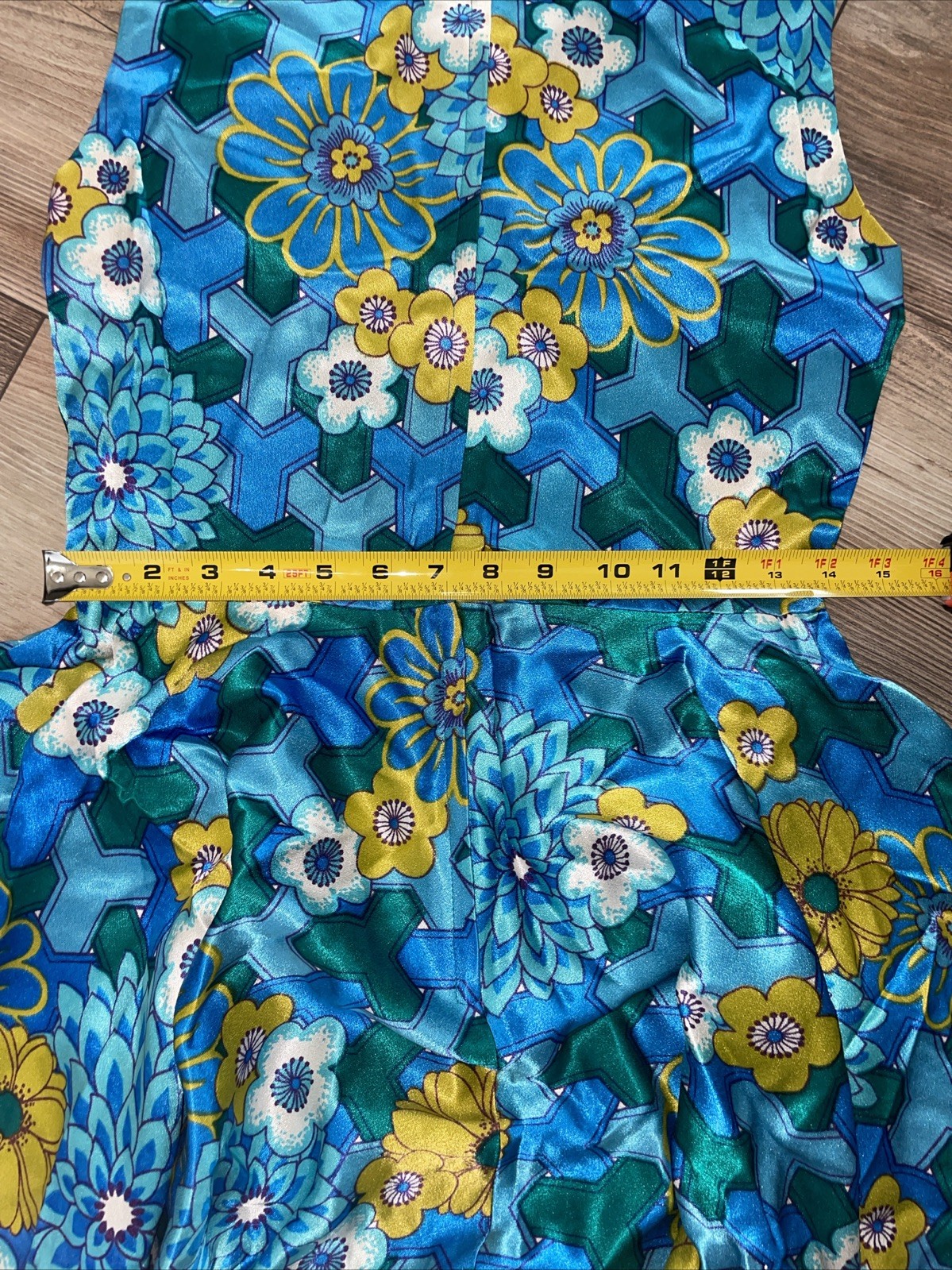 Vintage 1960s Elinor Blue Bright Floral Cocktail Party Dress Size 12