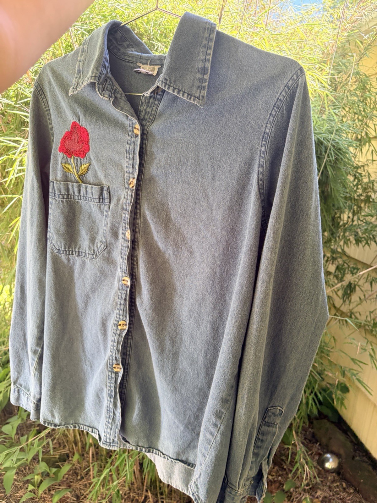 Coldwater Creek Vintage 2003 Denim Shirt Medium M Red Poppy Embroidered Floral