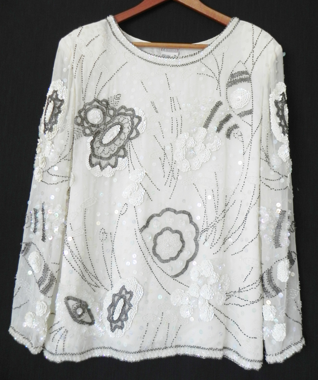 Vtg CC Courtenay Sequin Beading Silk Long sleeve Top Ivory Size M(fits L/XL)