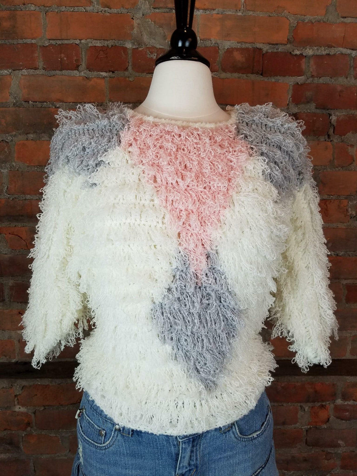 VTG Women’s Hand Crocheted Sweater Fringe White Pink Black Geometric Print Sz M