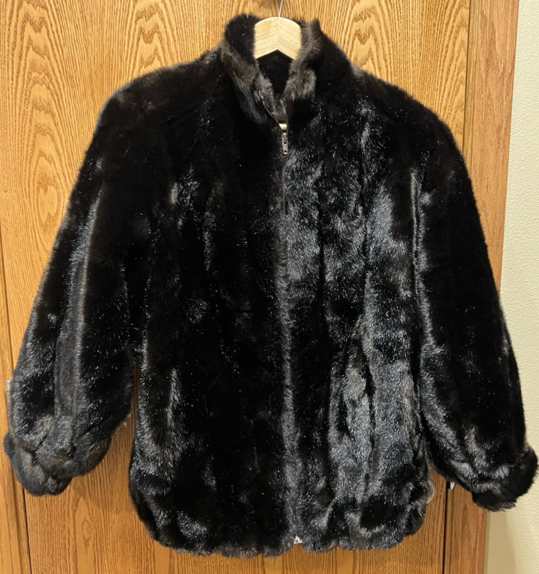 Vintage Hillmoor NY Tissavel Dark Brown Faux Fur Full Zip Women’s Coat Sz 8 USA