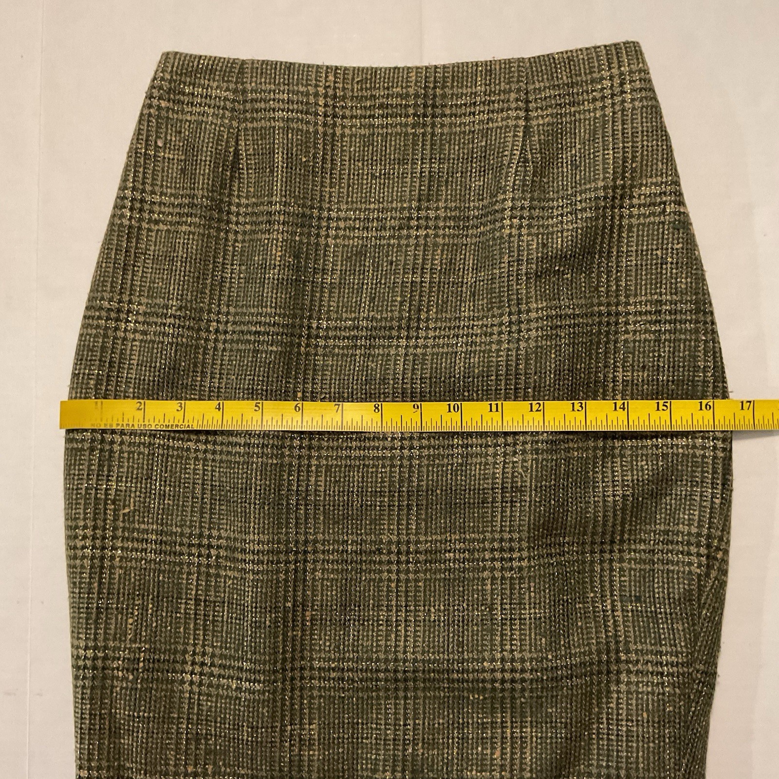 Escada Vintage Plaid Wool Silk Skirt size 34 US 4-6 Green