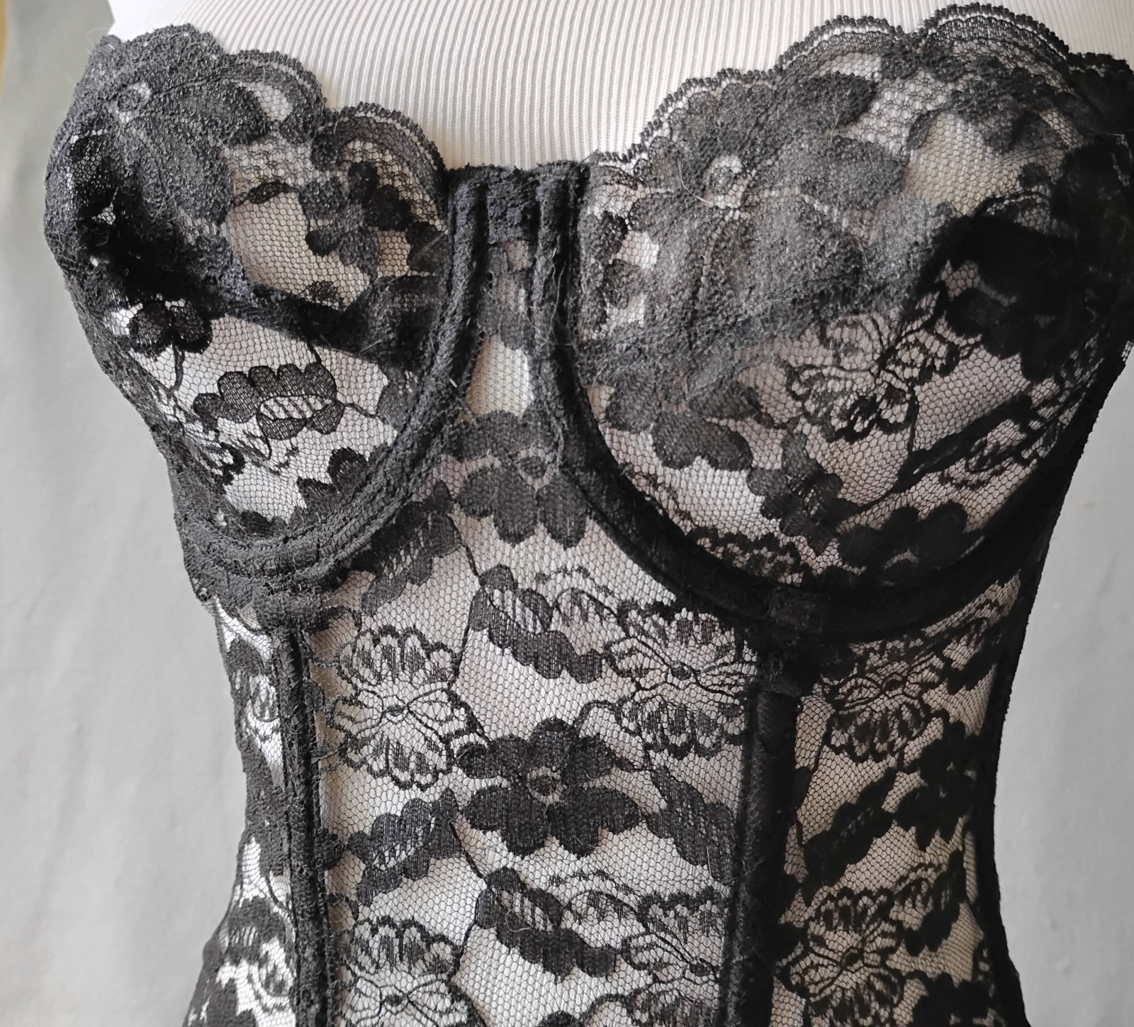 Vtg Dolores Promise by Poirette Black Lace Bustier Top Boned sz 34 USA Union