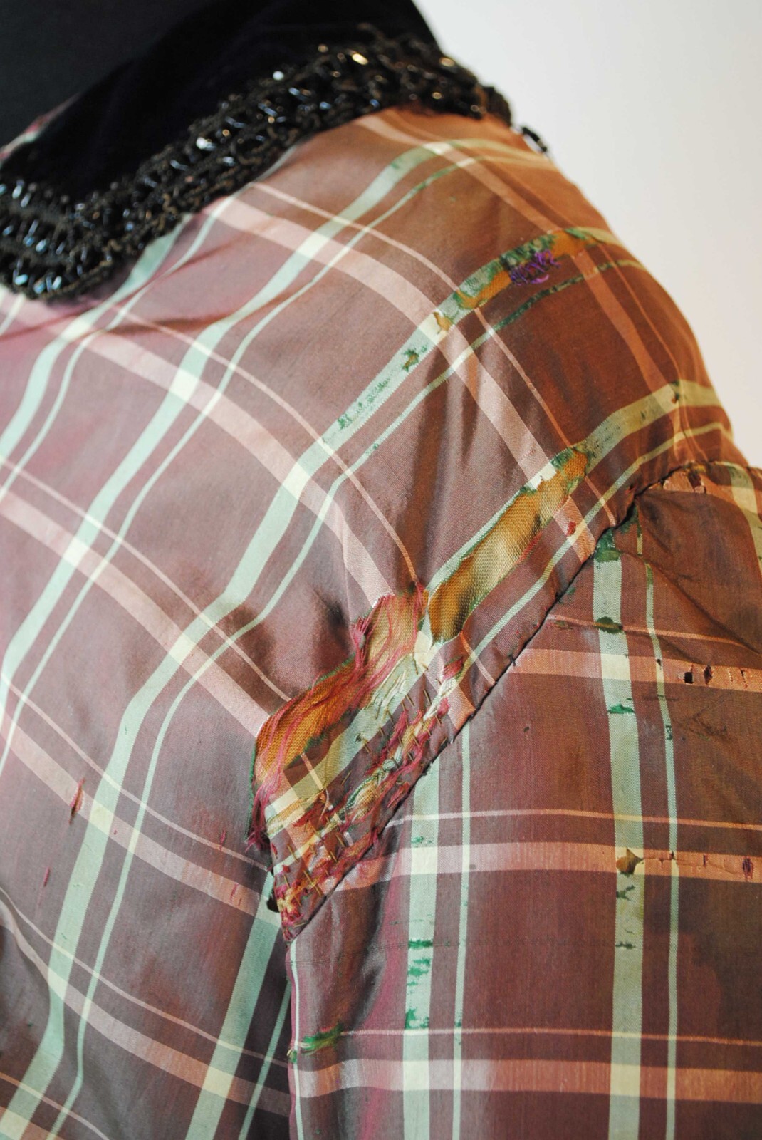 1850 CHECKED PLAID SILK TAFFETA DAY DRESS, HOUSE DRESS