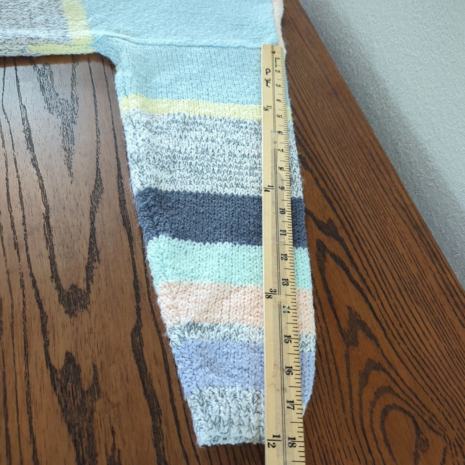 Vintage One Step Up Chevron Pattern Sweater Medium Acrylic Knit