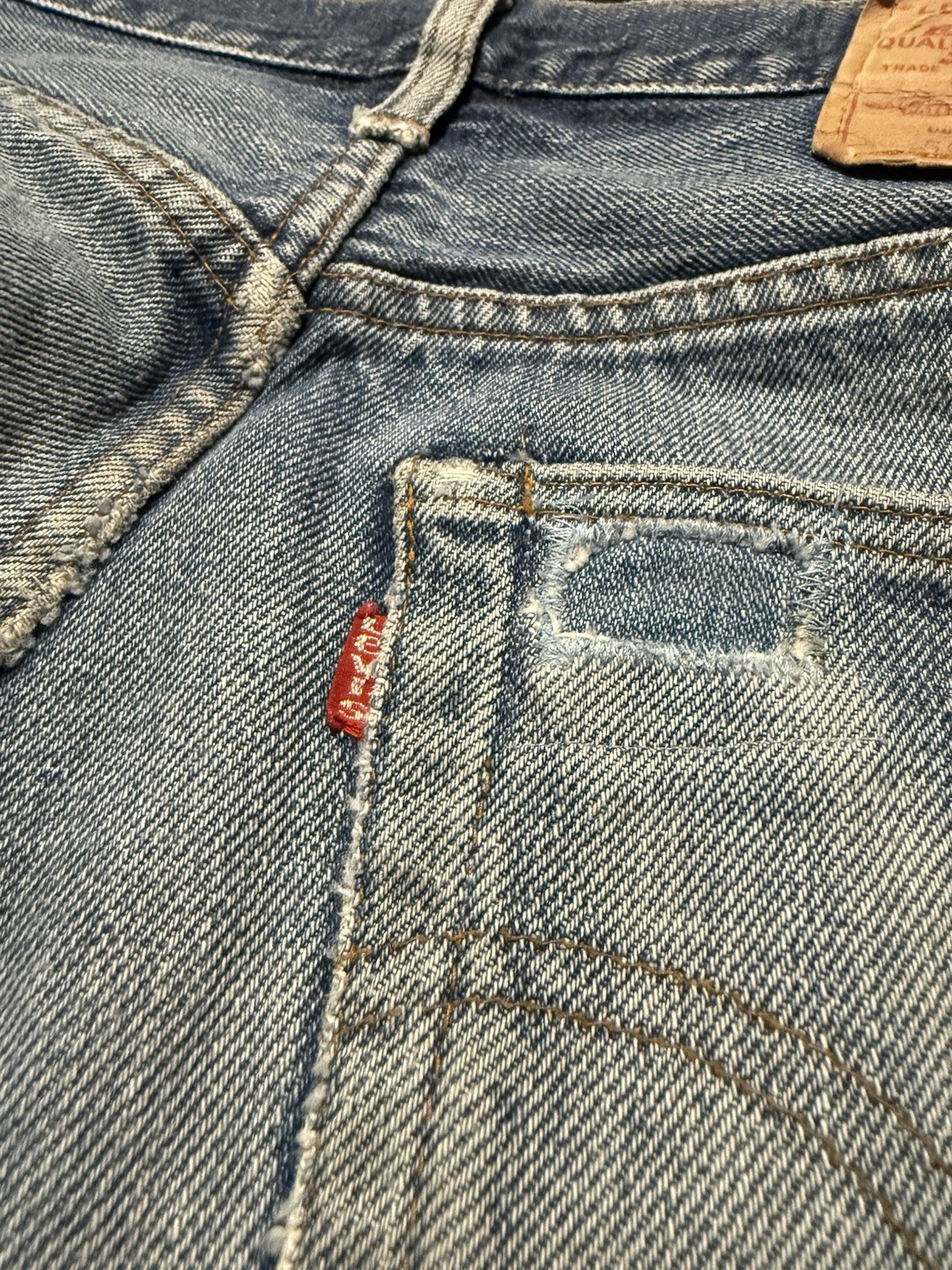 Vintage 70s/80s Levi’s 501 Redline Selvedge Cut-Off Denim Shorts – Made in USA