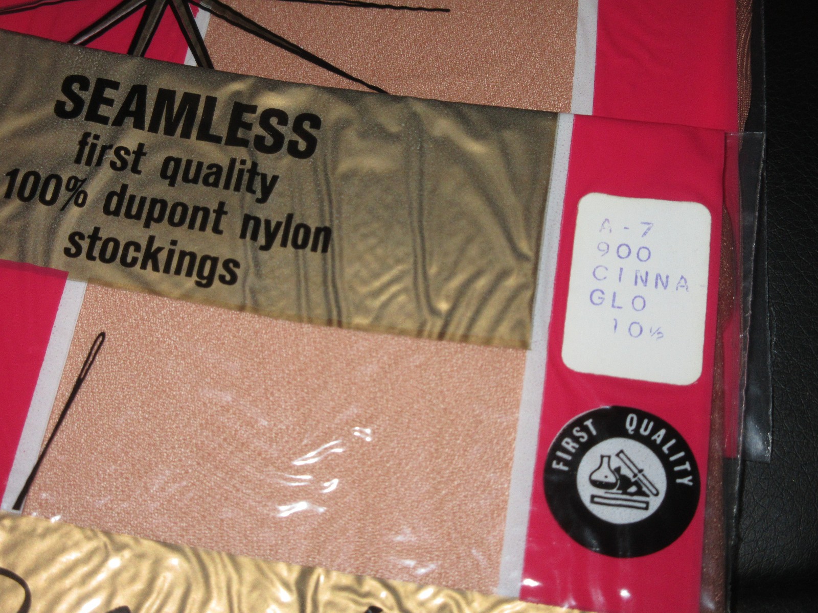 Vintage Nylon Stockings DEBUTANTE CINNA-GLO BEIGE 10.5 A-7 900 Never worn TEN