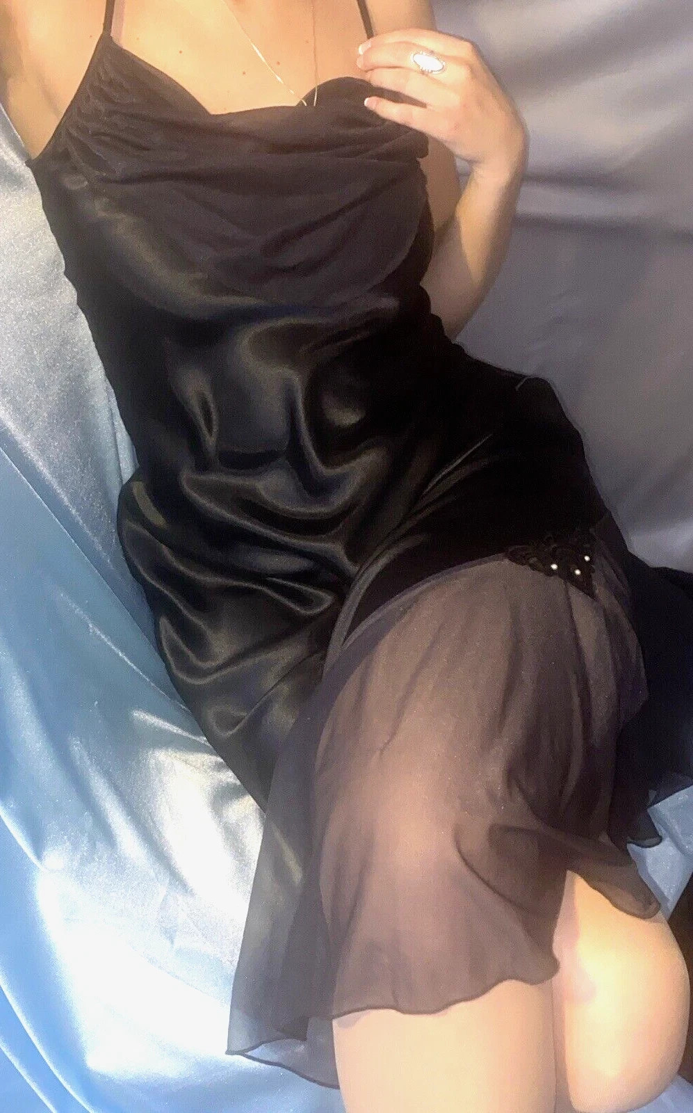 VTG SATIN LIQUID SHINY DRAPE NWT 80S NEGLIGEE HOLLYWOOD GLITZ M EMBELLISHED