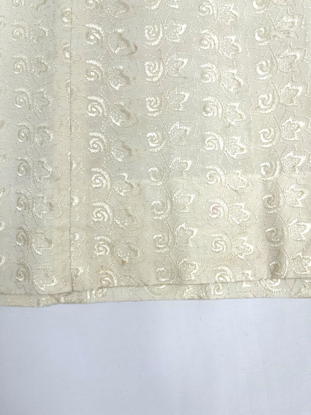 Vintage 50s/60s Butter Yellow Cream Floral Embroidery Wiggle Sheath XS/S/M Dress