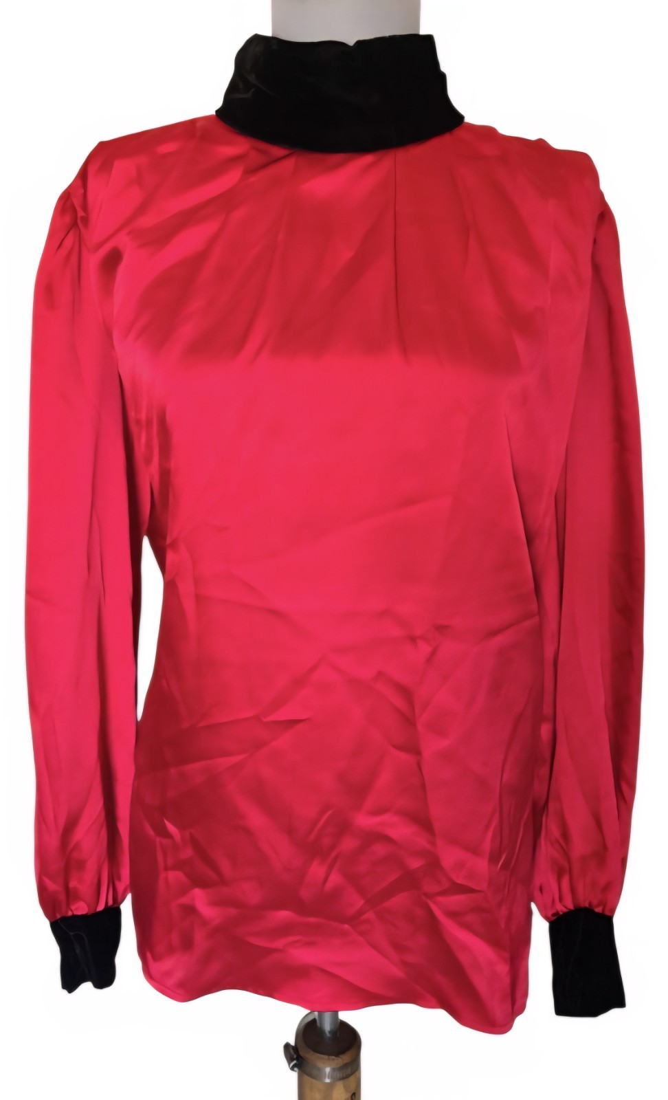 1970s BRECKENRIDGE Red Silky Poly Blouse High Faux Fur Collar And Cuffs Size 10