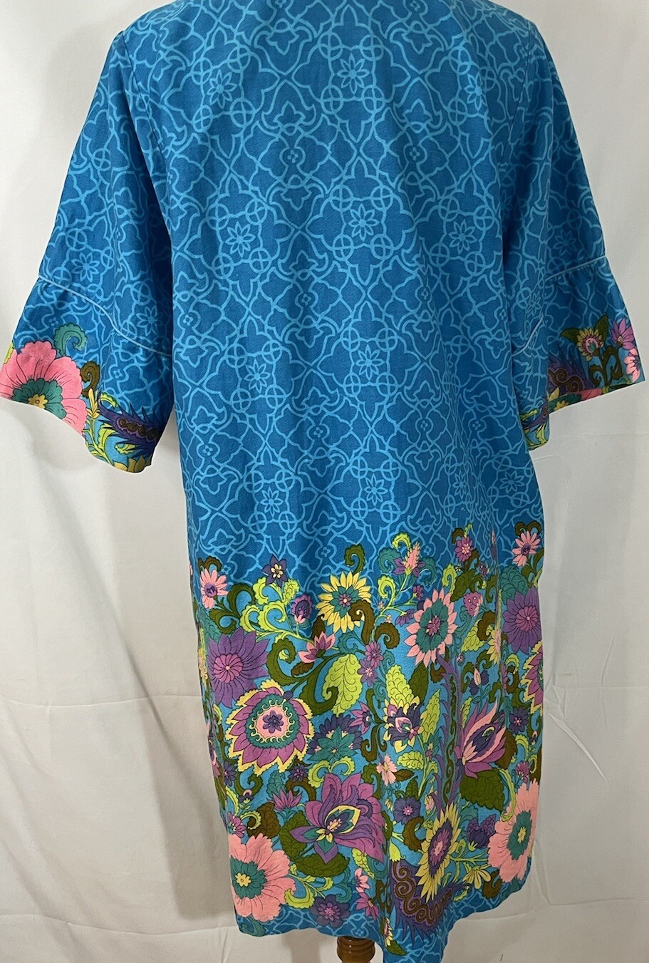 60s Lorraine Robe Barkcloth M Bright Colorful Floral Flaws READ Description Mod
