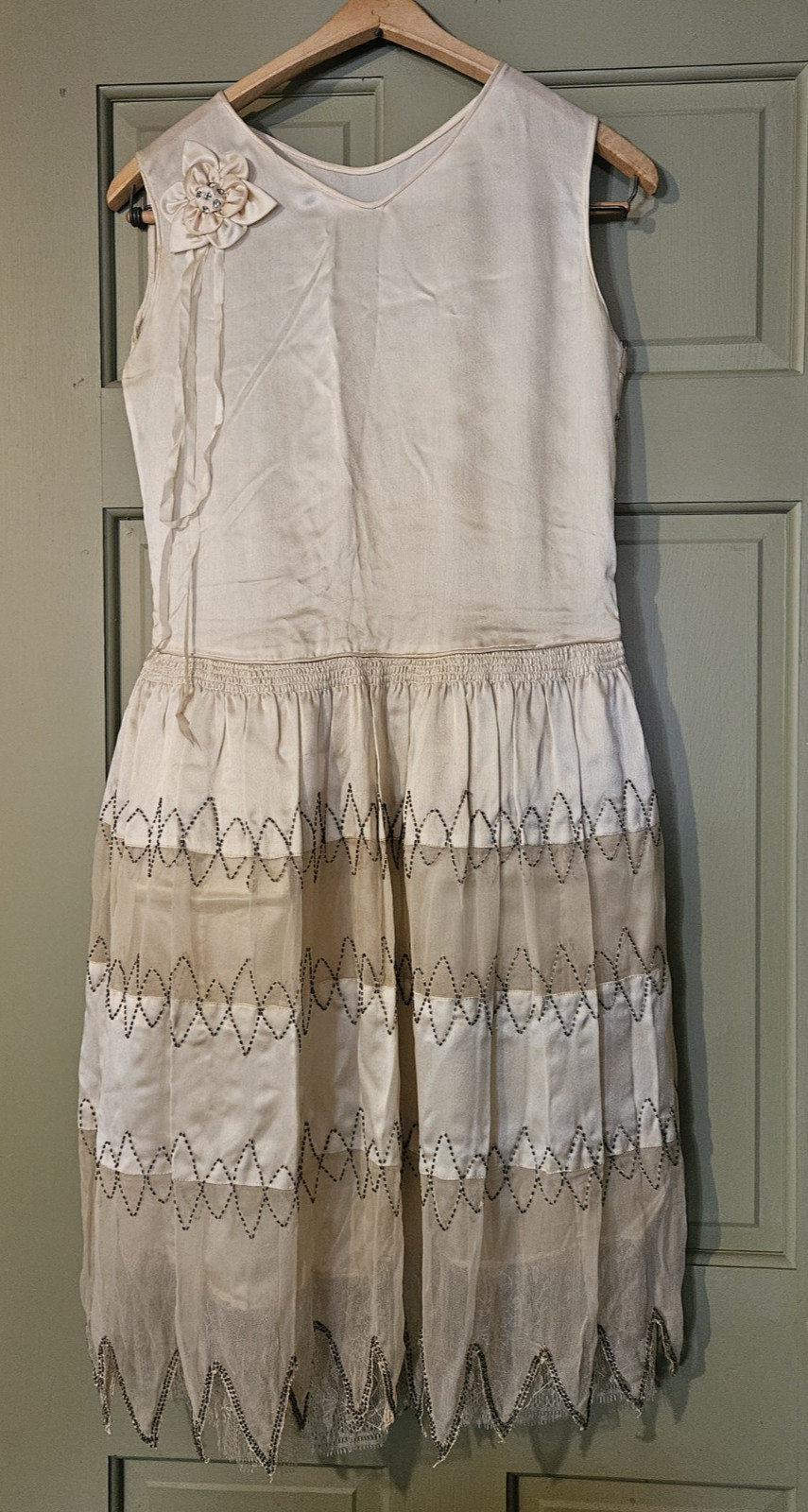 1920s Ivory Satin & Sheer Flapper Party Dress Metallic Beaded sleeveless
