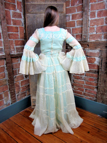 Vintage Maxi Dress Maxi Festival – Massive Bell Sleeves! 1960s 1970s