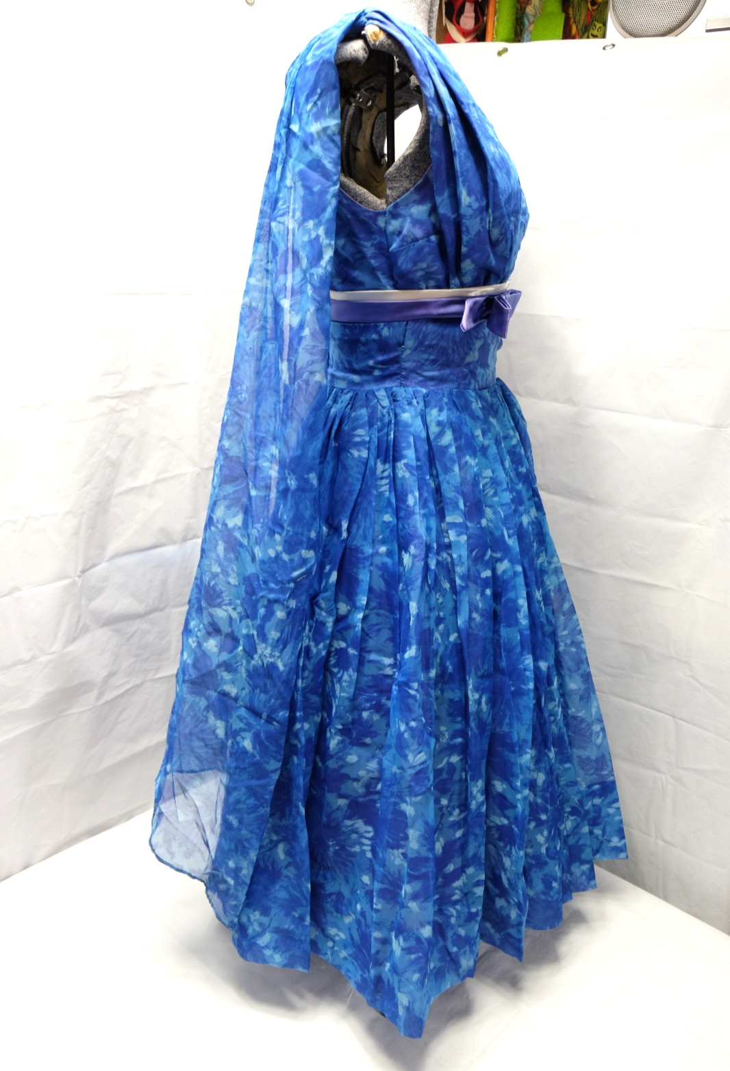 CHIFFON 1960’s A Line Dress Blue Floral Full Skirt w/ Flow Scarf & Satin Belt