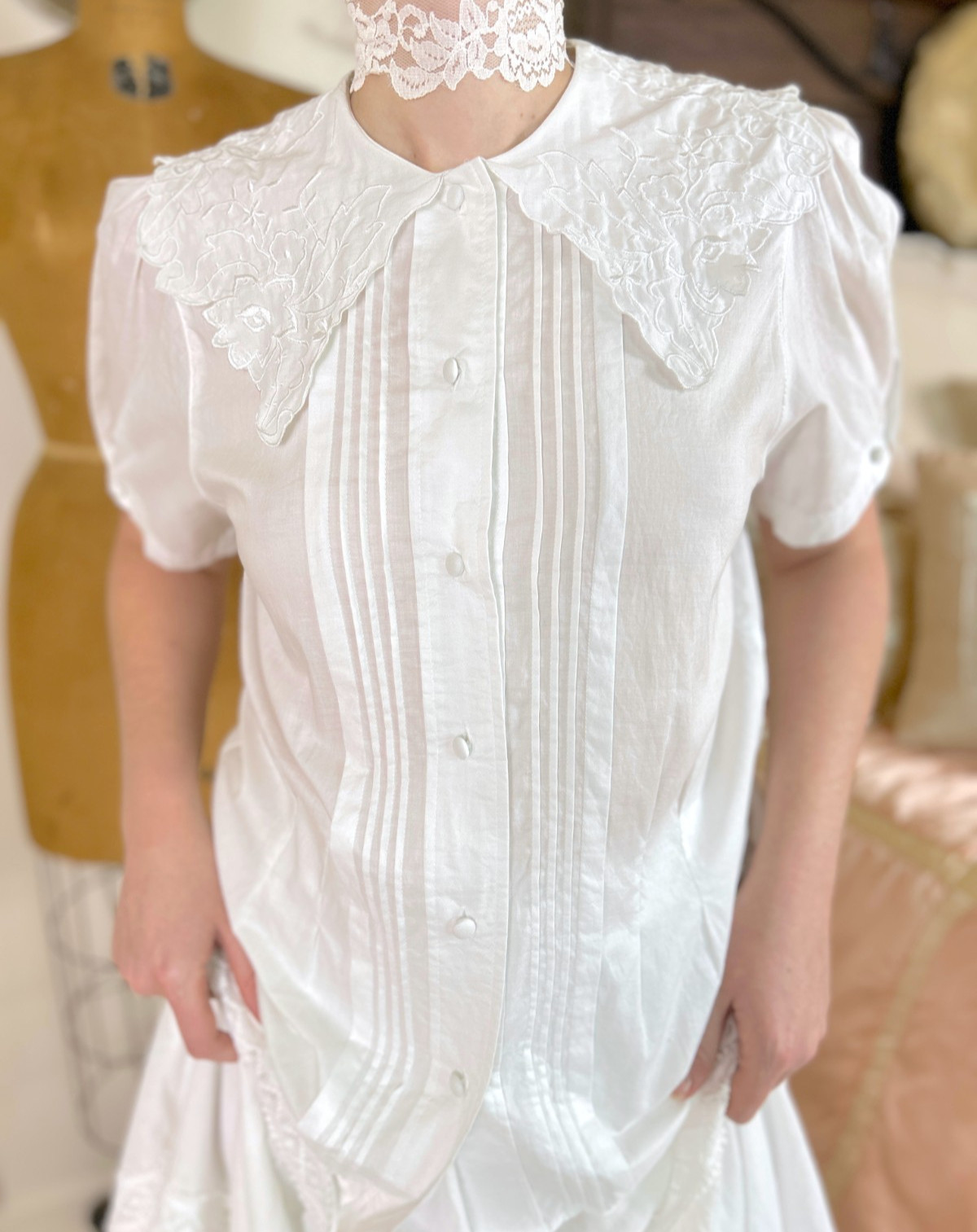 Vintage 1980s White Embroidered Collar Blouse, Button Front, Puff Sleeve, Top